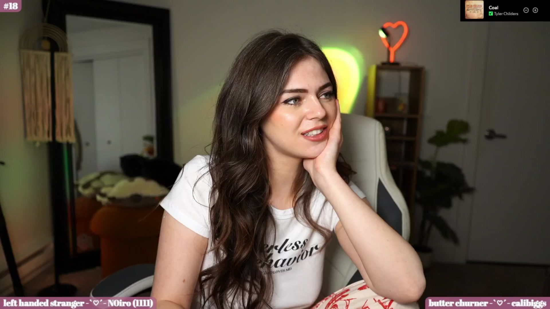 Gallery image thumbnail from iKarli's myfreecams stream on, 04/01/2025, 09:07 image 13 of 20