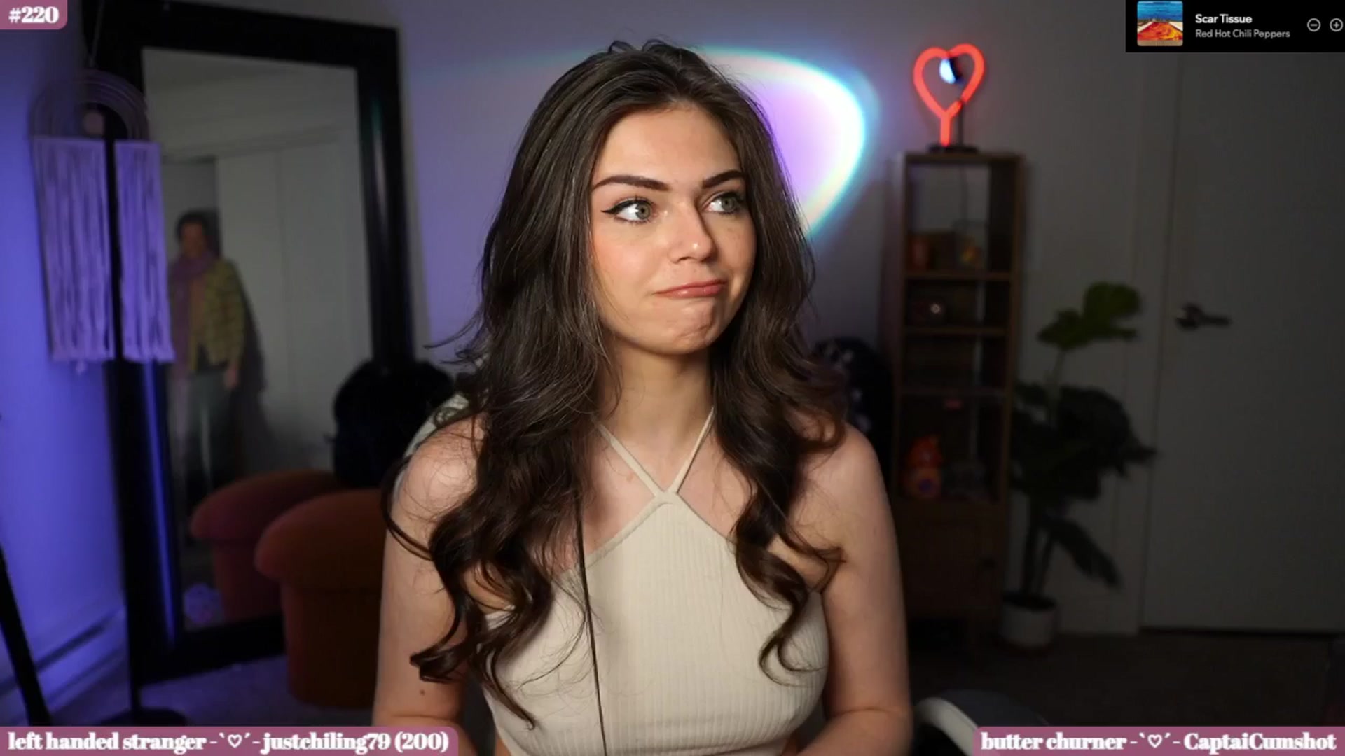 Gallery image thumbnail from iKarli's myfreecams stream on, 04/29/2025, 08:33 image 5 of 20