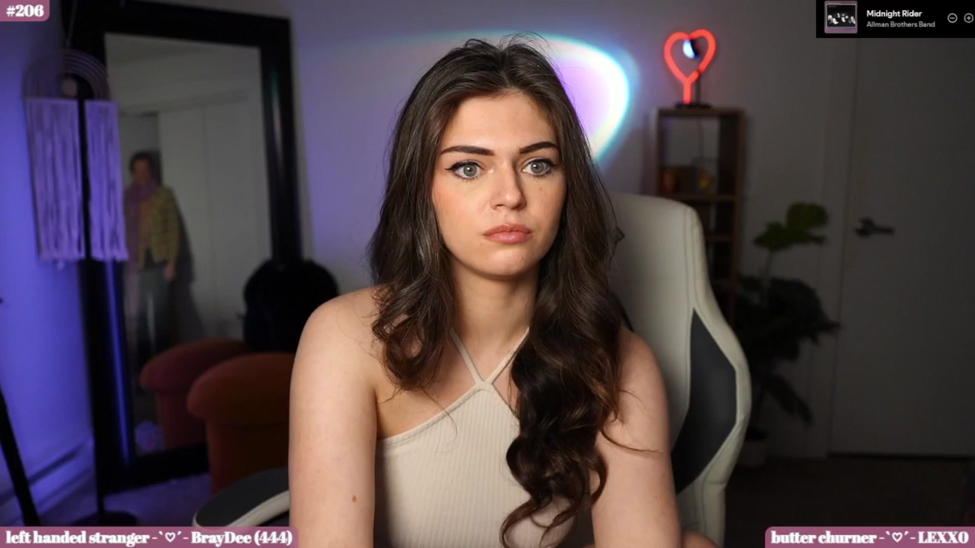 Gallery image thumbnail from iKarli's myfreecams stream on, 04/29/2025, 08:33 image 11 of 20
