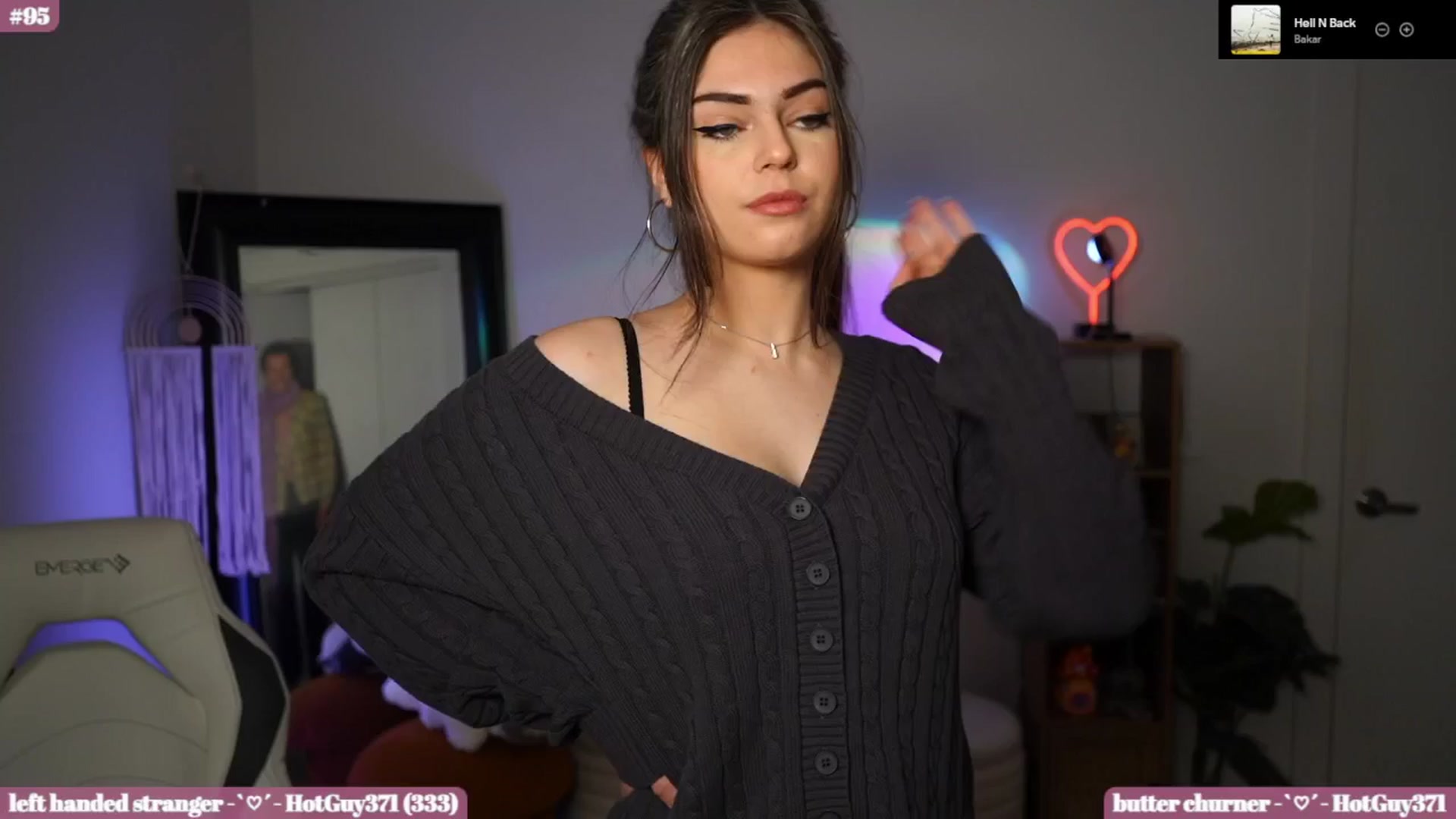 Gallery image thumbnail from iKarli's myfreecams stream on, 05/30/2025, 08:00 image 5 of 20