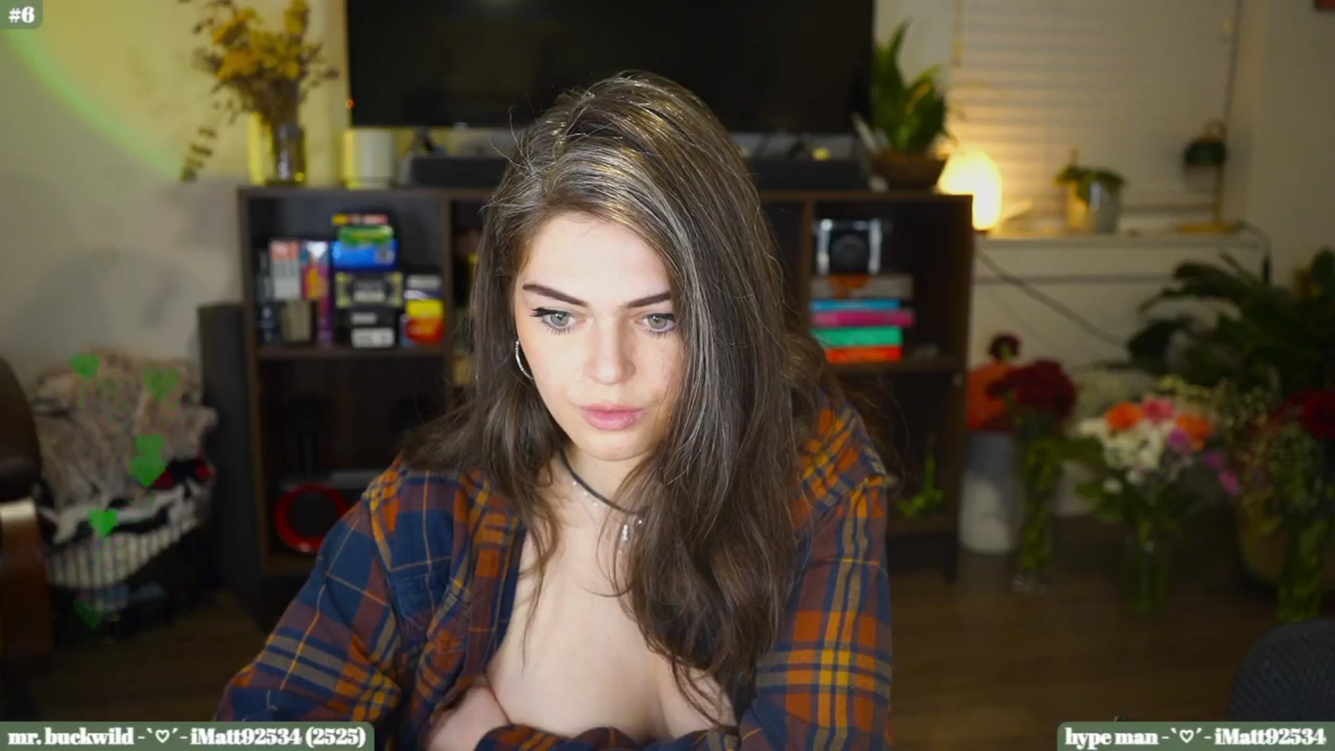 Gallery image thumbnail from iKarli's myfreecams stream on, 08/20/2025, 09:38 image 7 of 20