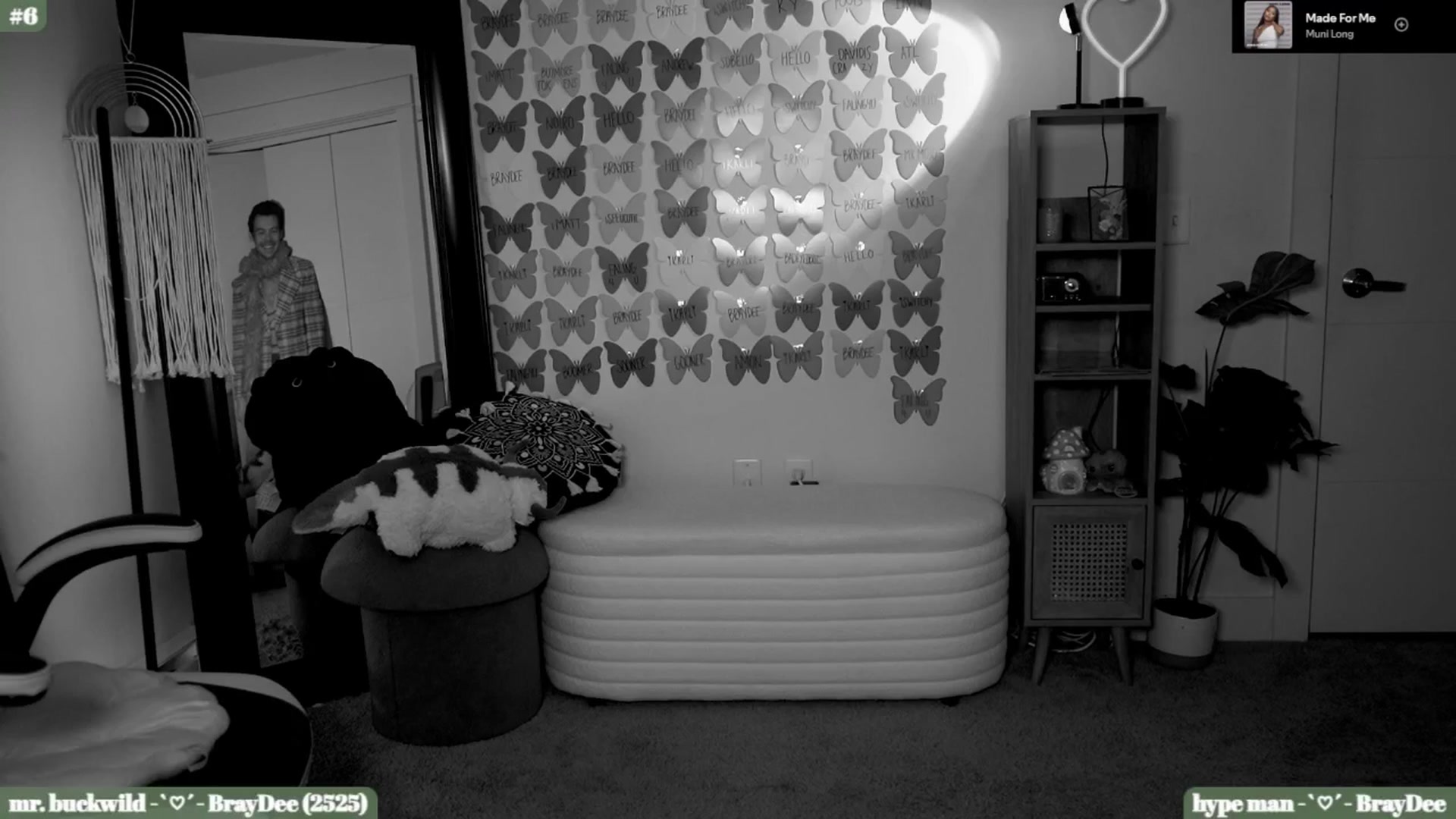 Gallery image thumbnail from iKarli's myfreecams stream on, 08/28/2025, 08:56 image 3 of 20