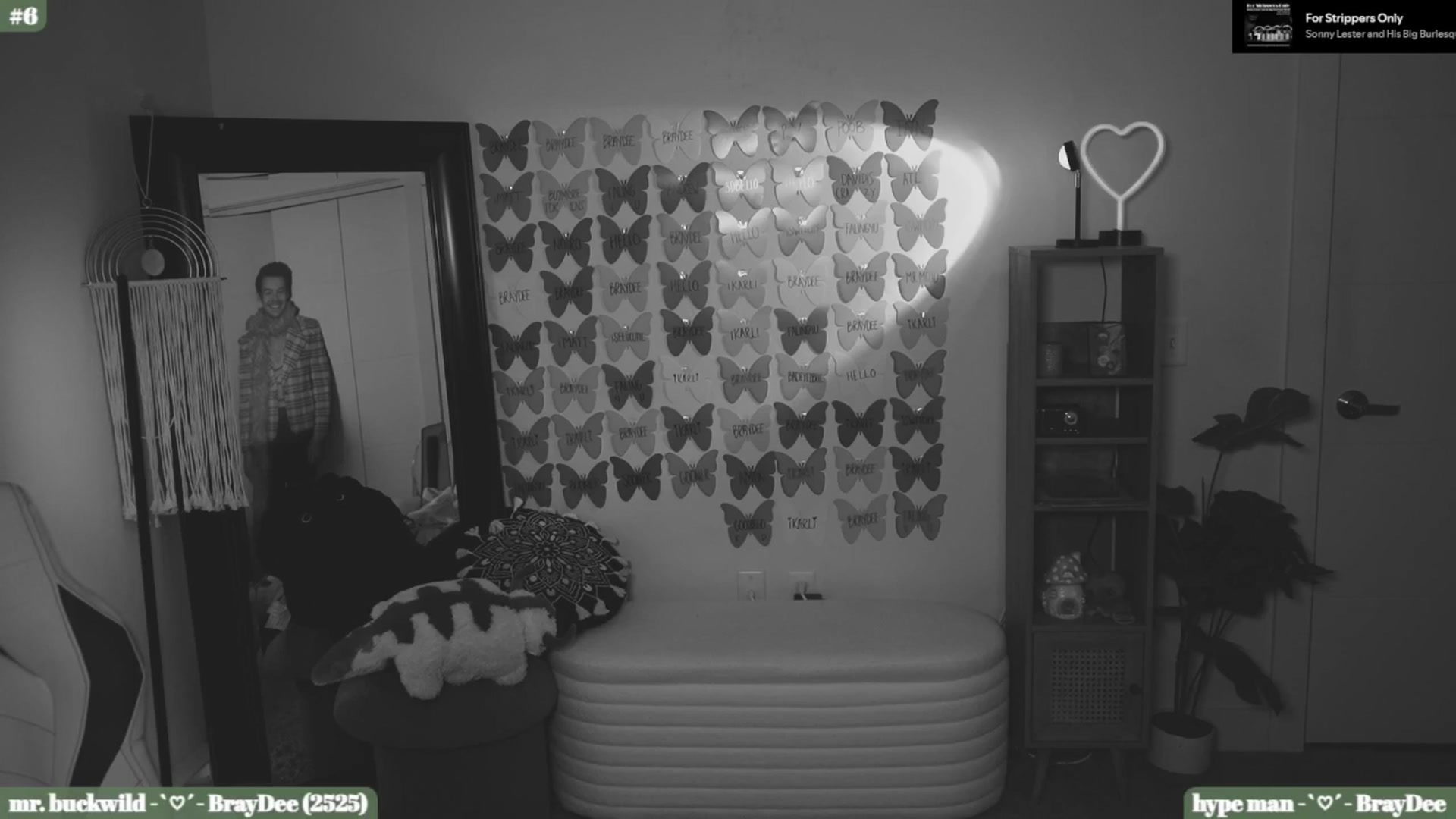 Gallery image thumbnail from iKarli's myfreecams stream on, 08/28/2025, 08:56 image 7 of 20