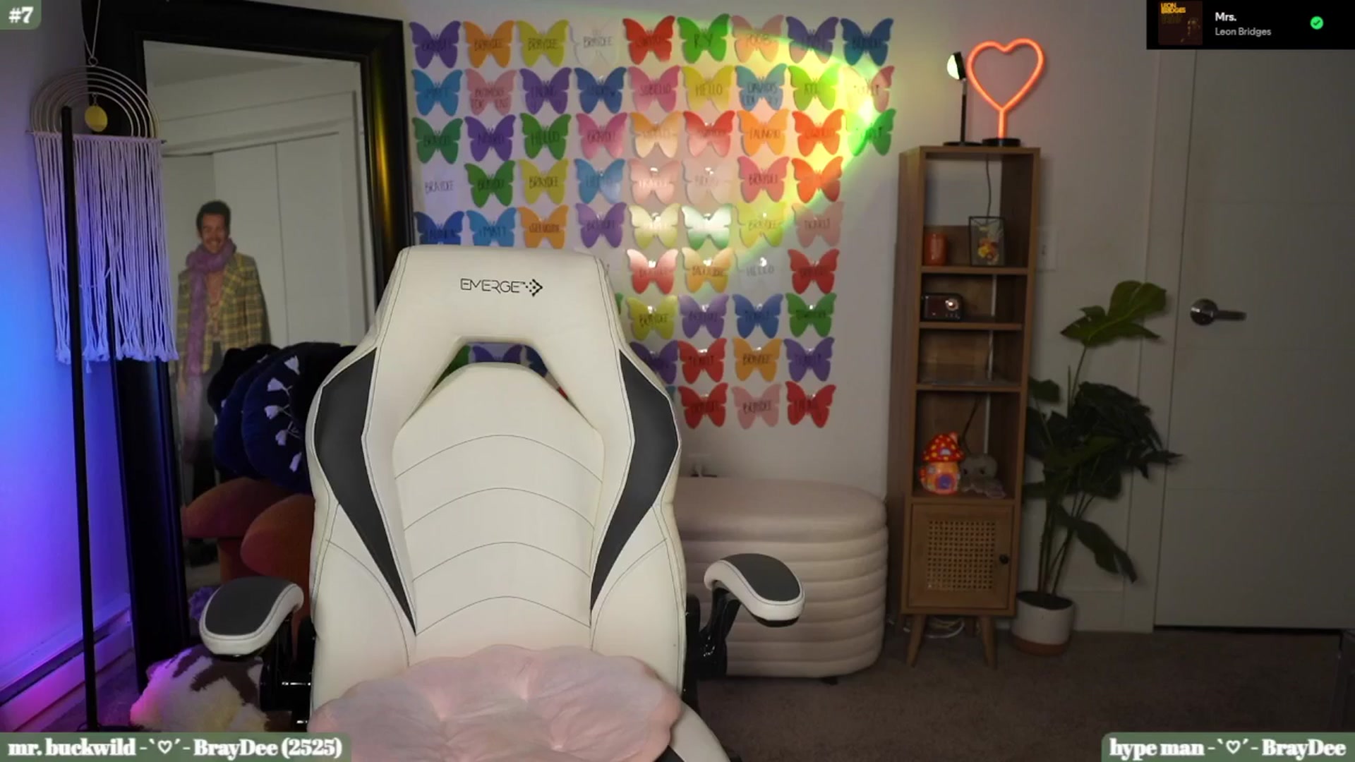 Gallery image thumbnail from iKarli's myfreecams stream on, 08/29/2025, 11:24 image 12 of 20