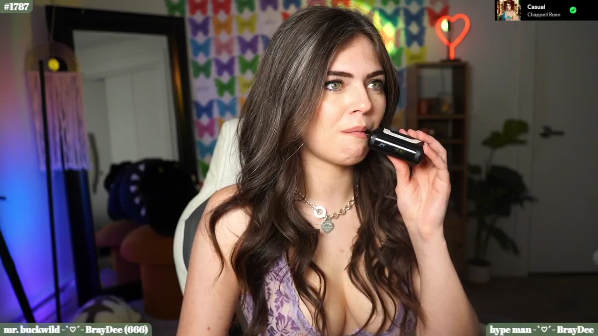 Gallery image thumbnail from iKarli's myfreecams stream on, 10/01/2025, 08:10 image 14 of 20