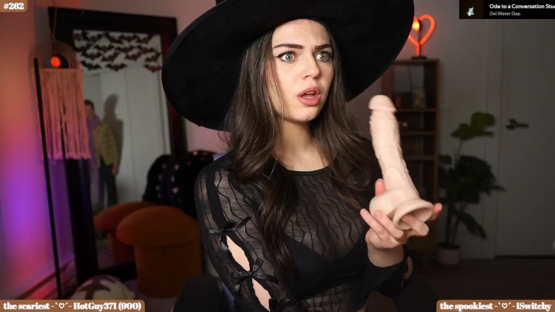 Gallery image thumbnail from iKarli's myfreecams stream on, 10/18/2025, 05:19 image 15 of 20