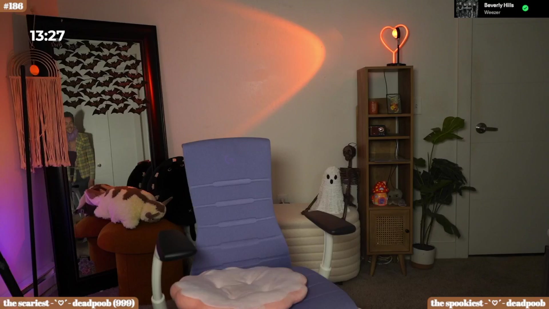 Gallery image thumbnail from iKarli's myfreecams stream on, 10/25/2025, 07:49 image 6 of 20