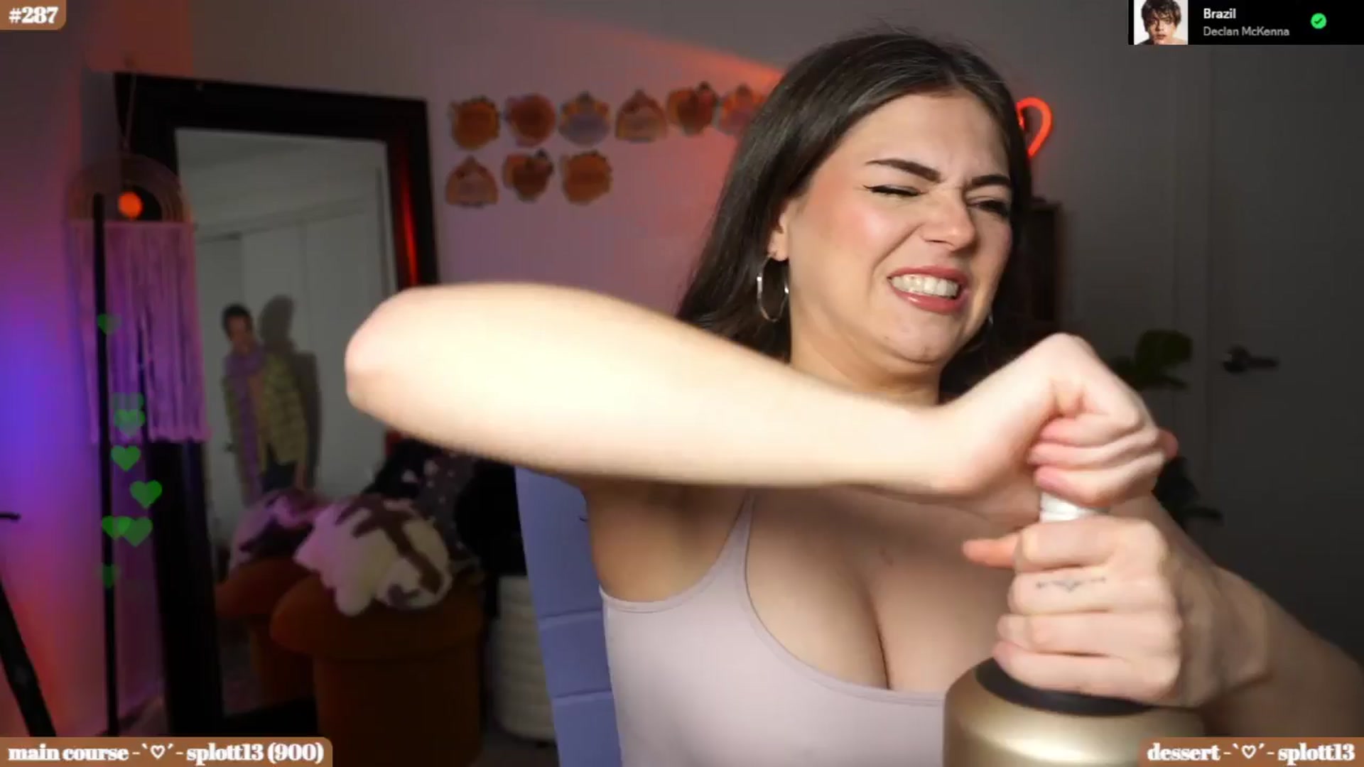 Gallery image thumbnail from iKarli's myfreecams stream on, 11/11/2025, 08:30 image 2 of 20