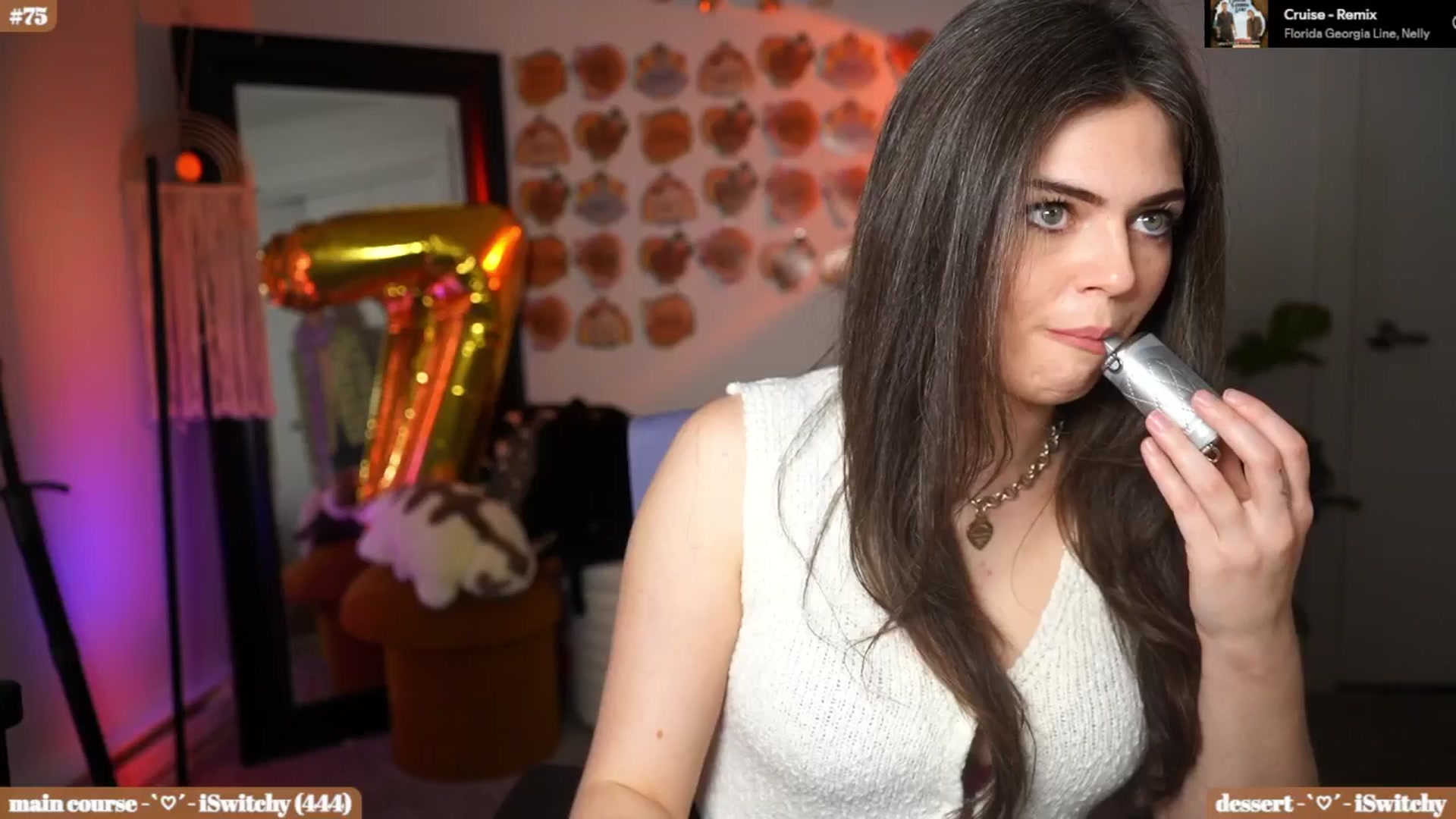 Gallery image thumbnail from iKarli's myfreecams stream on, 11/18/2025, 08:56 image 6 of 20
