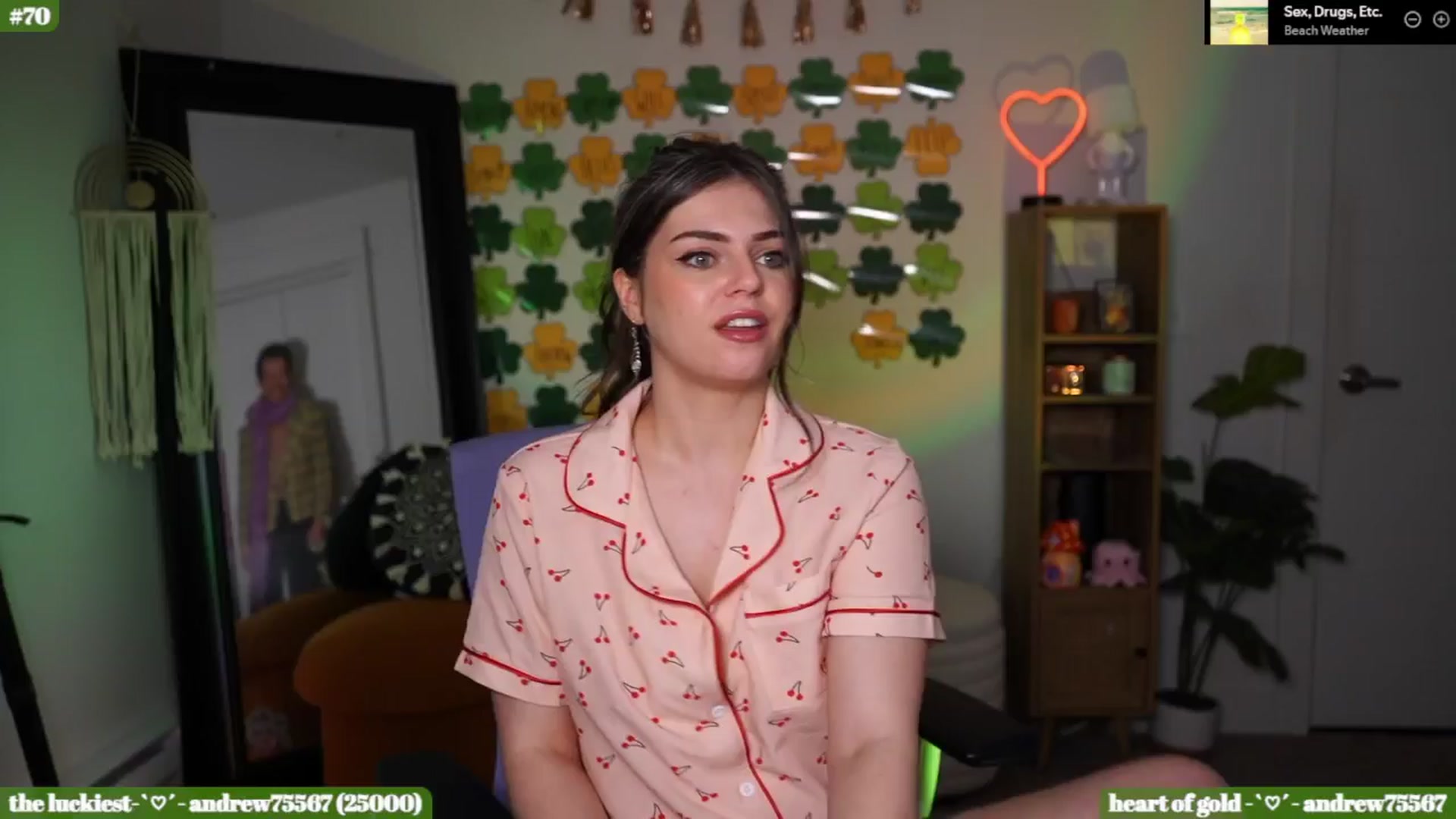 Gallery image thumbnail from iKarli's myfreecams stream on, 03/10/2026, 07:06 image 5 of 20