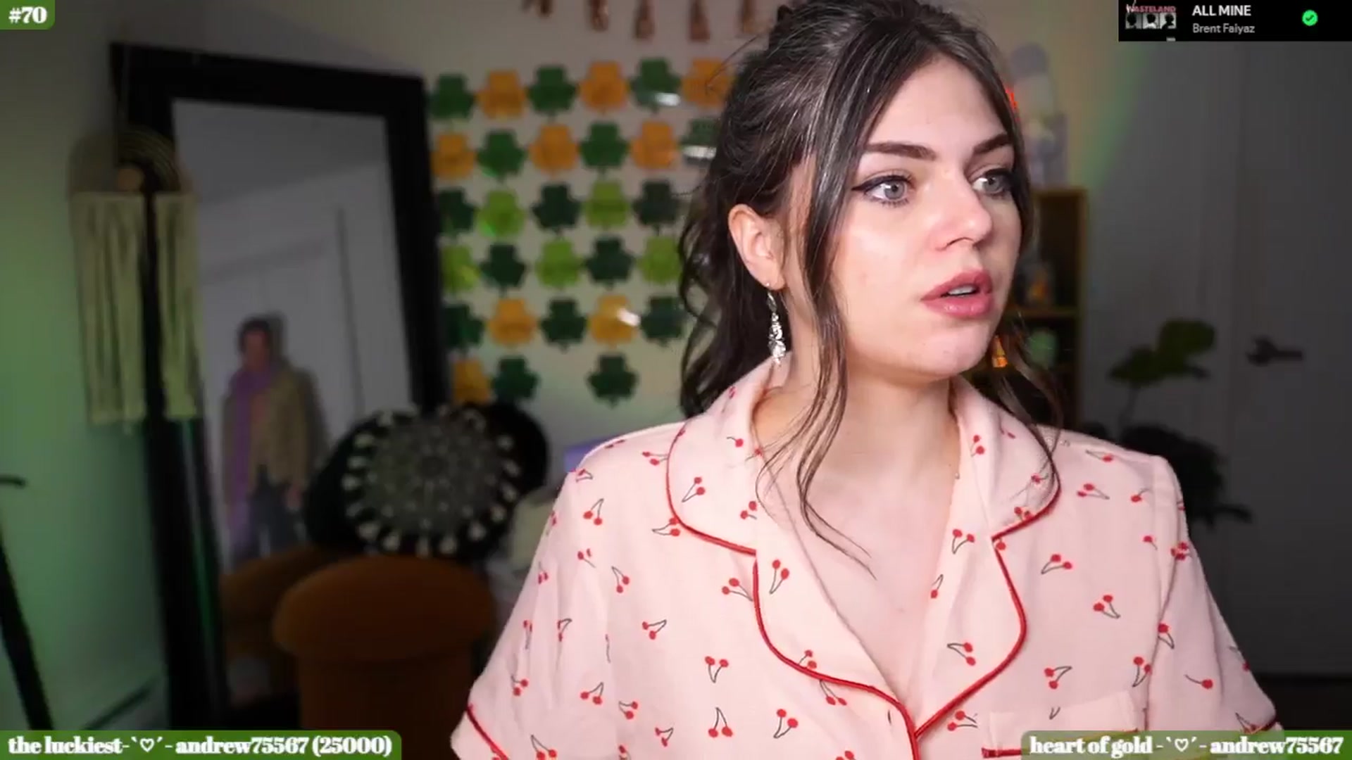 Gallery image thumbnail from iKarli's myfreecams stream on, 03/10/2026, 07:06 image 14 of 20