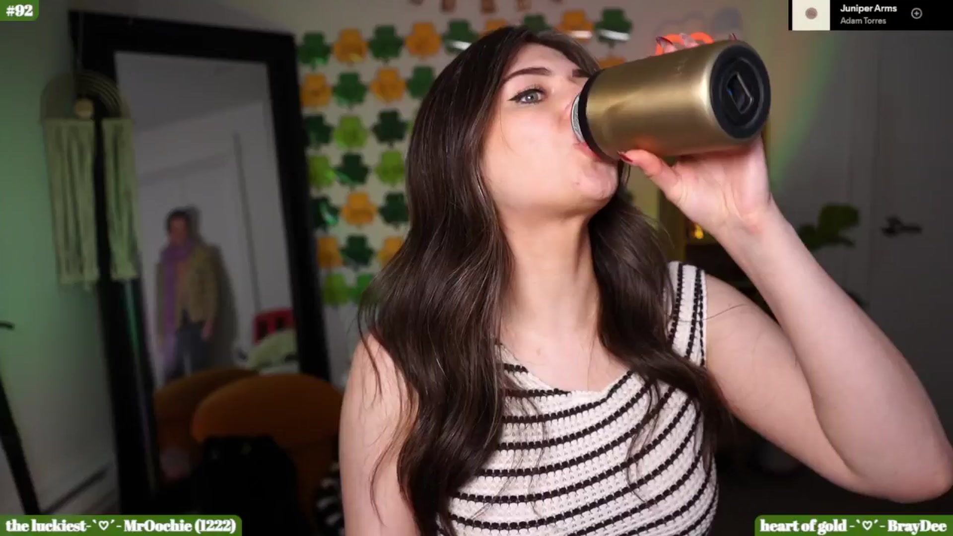 Gallery image thumbnail from iKarli's myfreecams stream on, 03/15/2026, 07:50 image 16 of 20