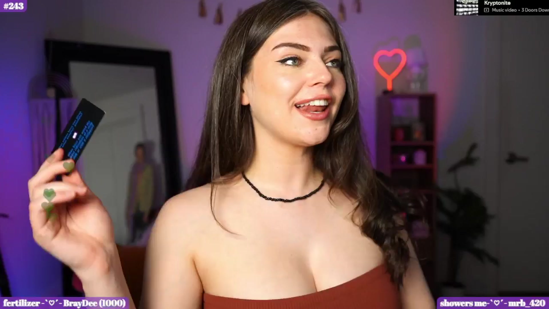 Gallery image thumbnail from iKarli's myfreecams stream on, 04/21/2026, 08:23 image 10 of 20