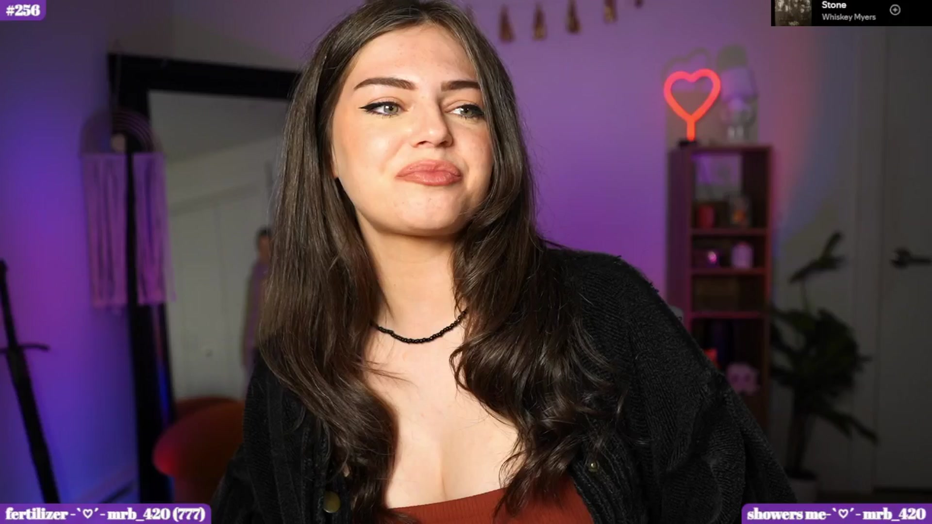 Gallery image thumbnail from iKarli's myfreecams stream on, 04/21/2026, 08:23 image 3 of 20