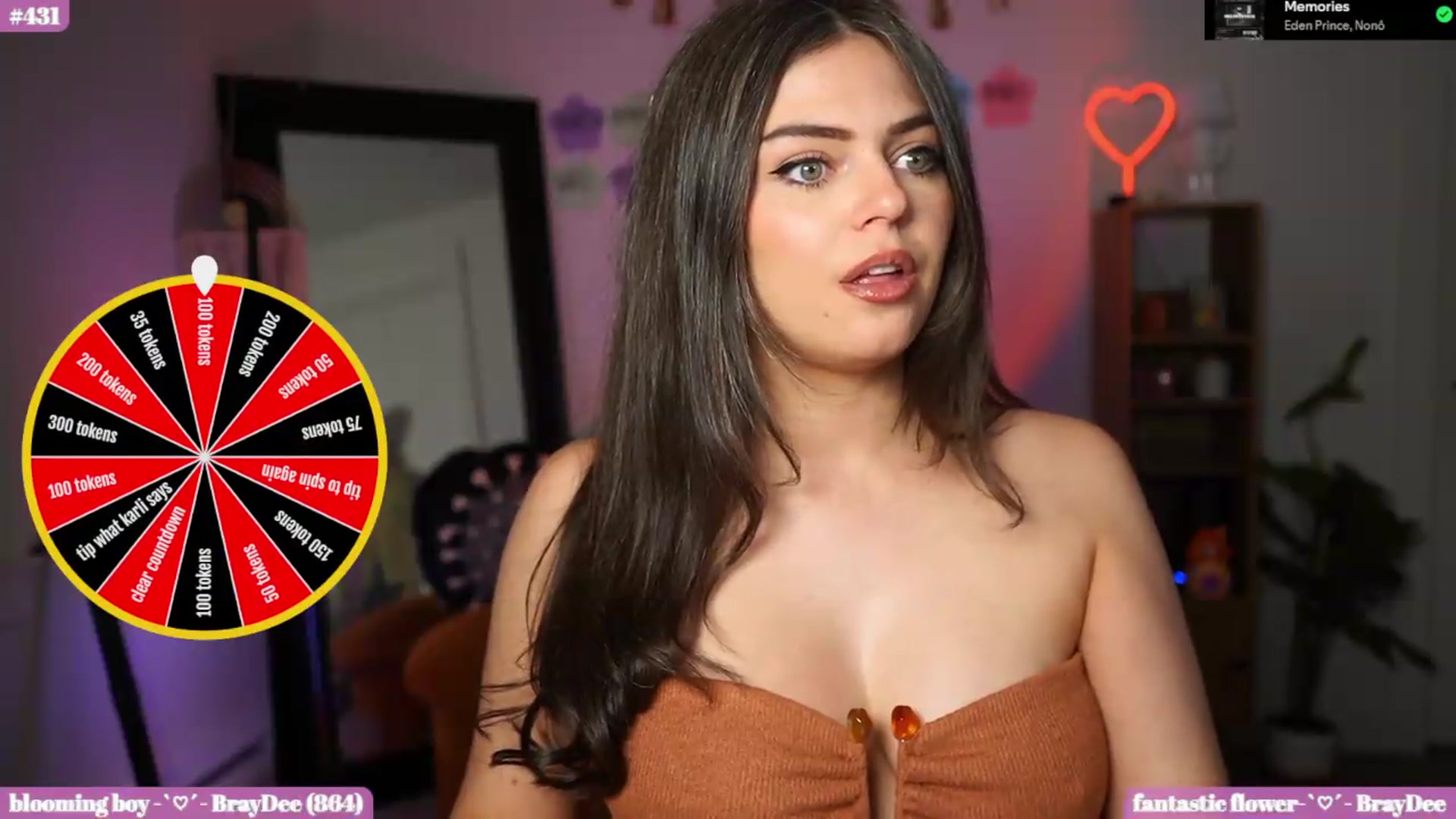 Gallery image thumbnail from iKarli's myfreecams stream on, 05/06/2026, 07:20 image 6 of 20