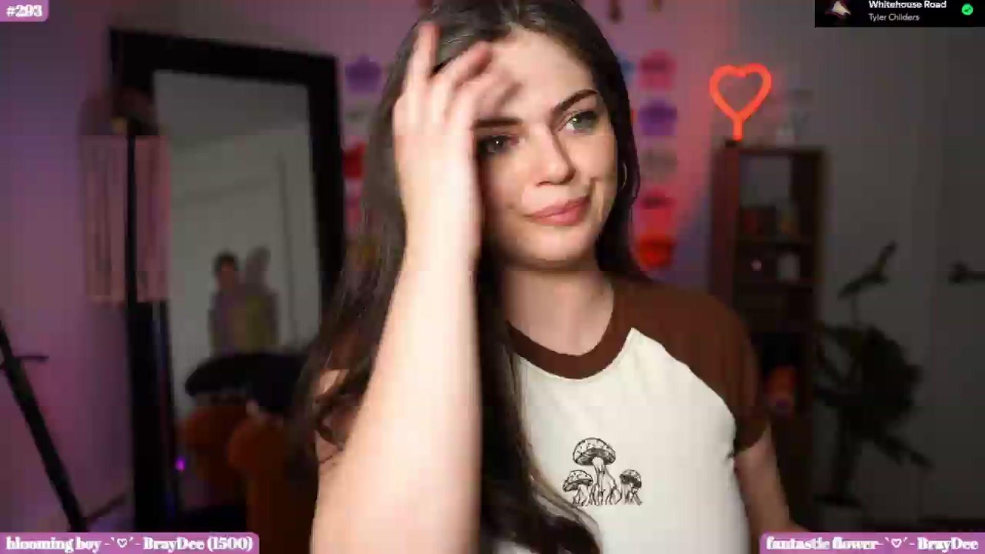 Gallery image thumbnail from iKarli's myfreecams stream on, 05/14/2026, 08:37 image 5 of 20