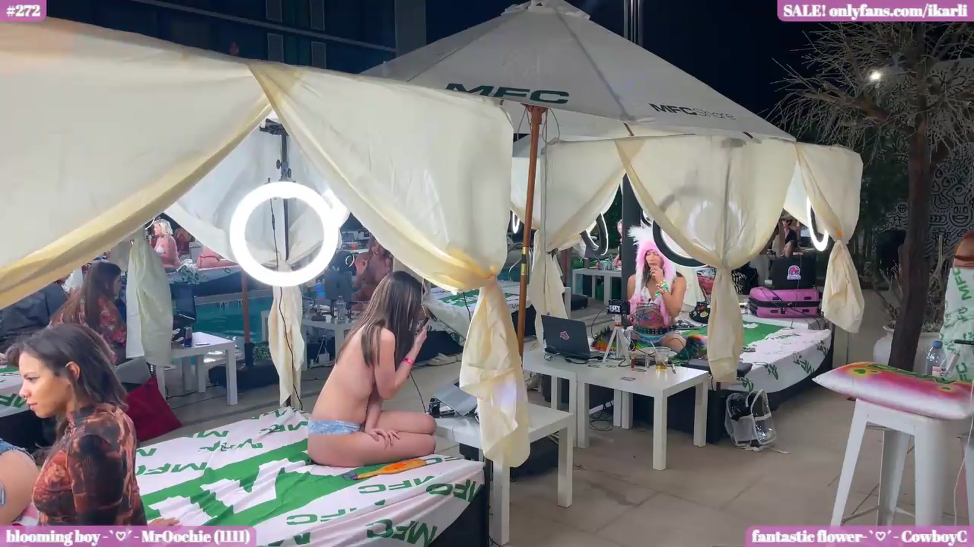 Gallery image thumbnail from iKarli's myfreecams stream on, 05/19/2026, 04:03 image 16 of 20