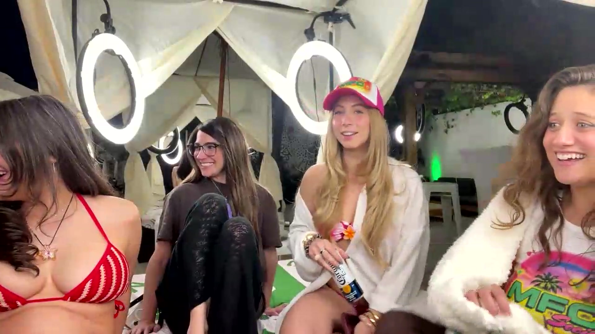 Gallery image thumbnail from iKarli's myfreecams stream on, 05/19/2026, 07:16 image 8 of 20