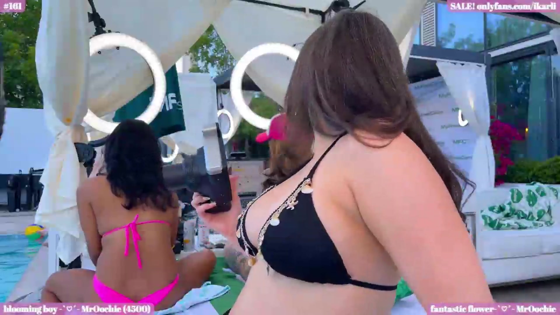 Gallery image thumbnail from iKarli's myfreecams stream on, 05/21/2026, 01:17 image 11 of 20