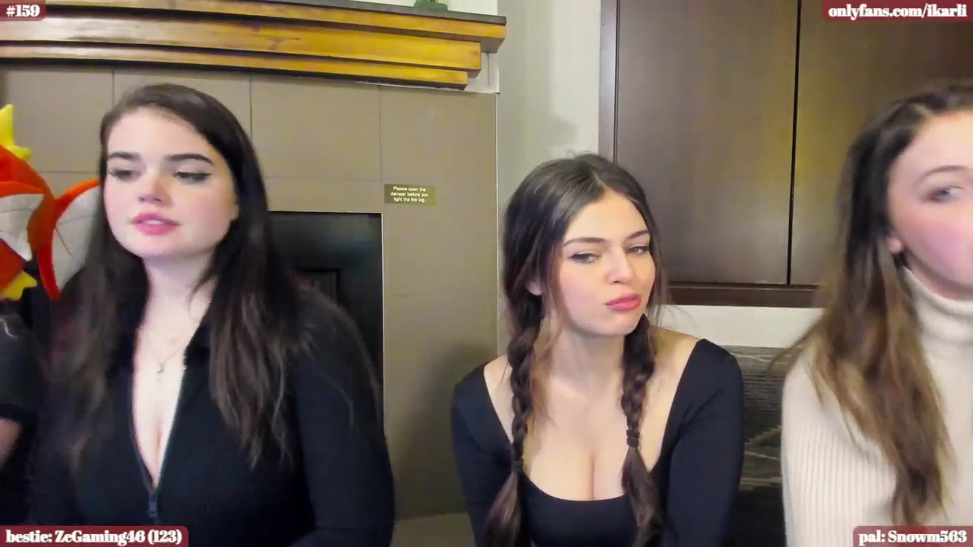 Gallery image thumbnail from iKarwi's myfreecams stream on, 01/18/2024, 08:54 image 9 of 20