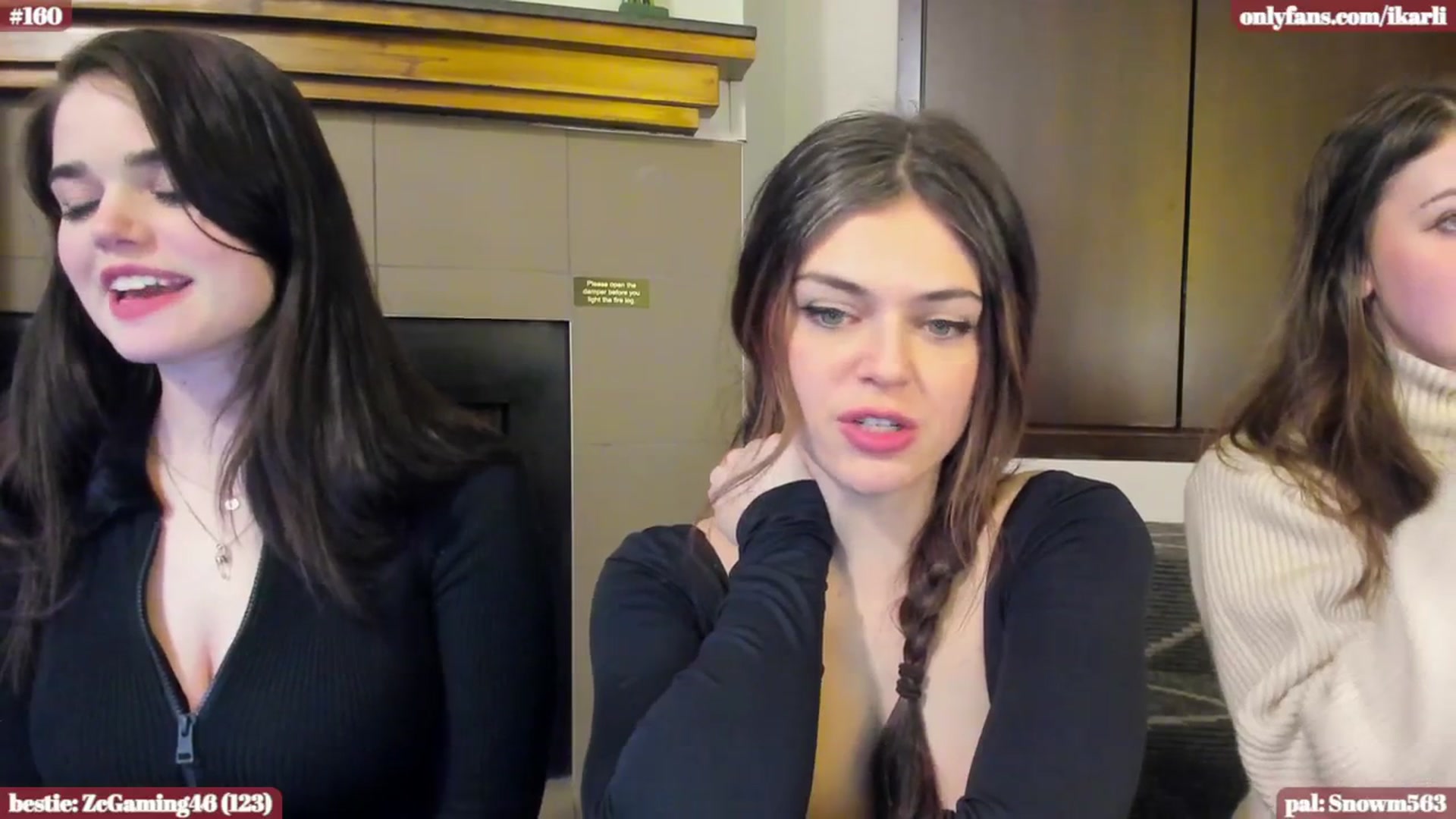 Gallery image thumbnail from iKarwi's myfreecams stream on, 01/18/2024, 08:54 image 7 of 20