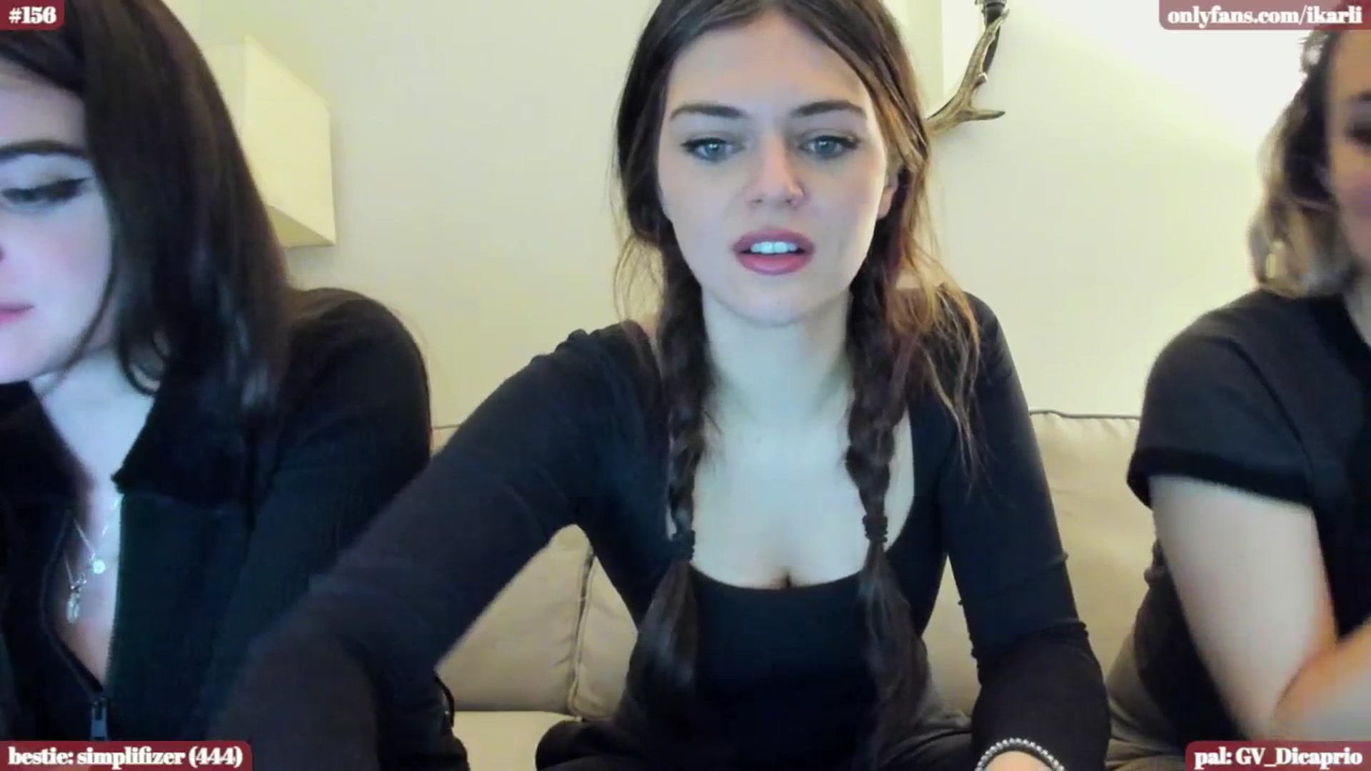 Gallery image thumbnail from iKarwi's myfreecams stream on, 01/18/2024, 11:22 image 2 of 20