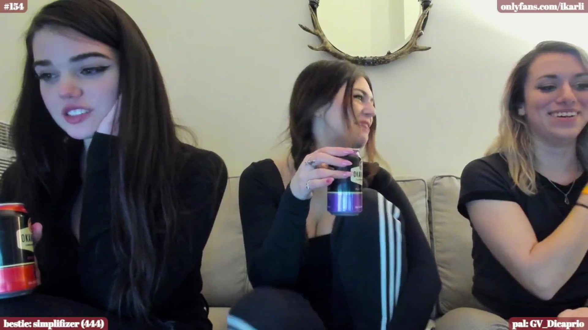 Gallery image thumbnail from iKarwi's myfreecams stream on, 01/18/2024, 11:22 image 10 of 20
