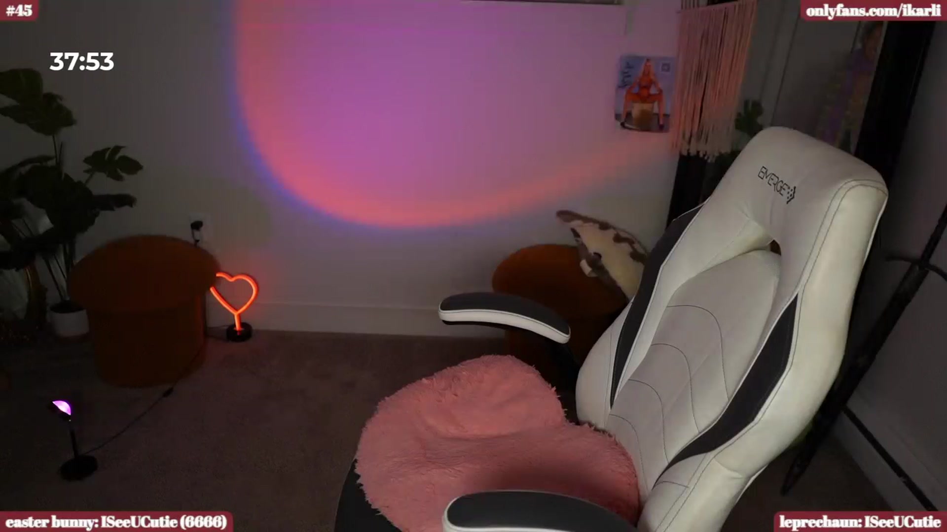 Gallery image thumbnail from iLost's myfreecams stream on, 03/16/2024, 10:00 image 7 of 20