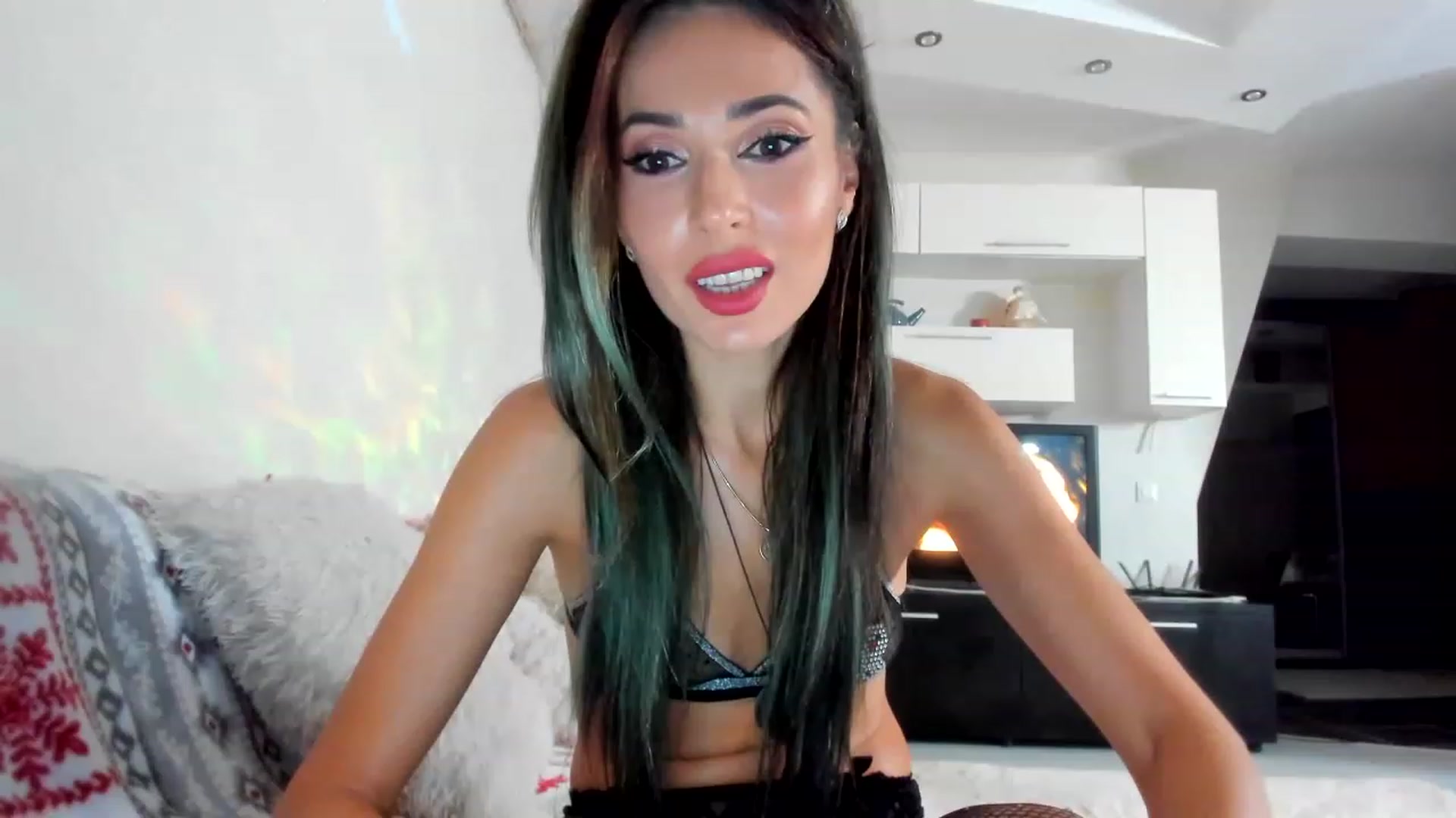 Gallery image thumbnail from iNeedHelp2Cum's myfreecams stream on, 12/02/2022, 22:49 image 19 of 20