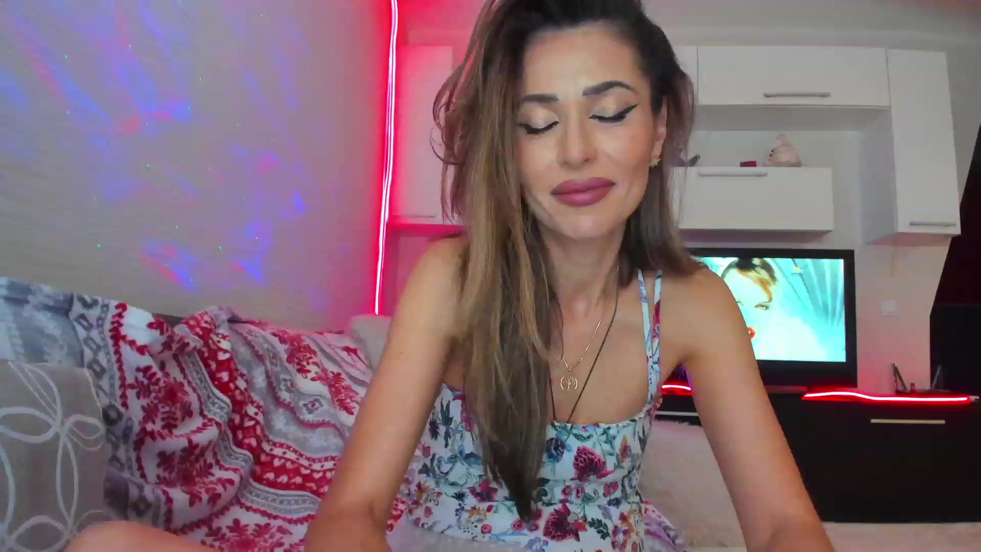 Gallery image thumbnail from iRateDick's myfreecams stream on, 05/16/2023, 23:47 image 9 of 20