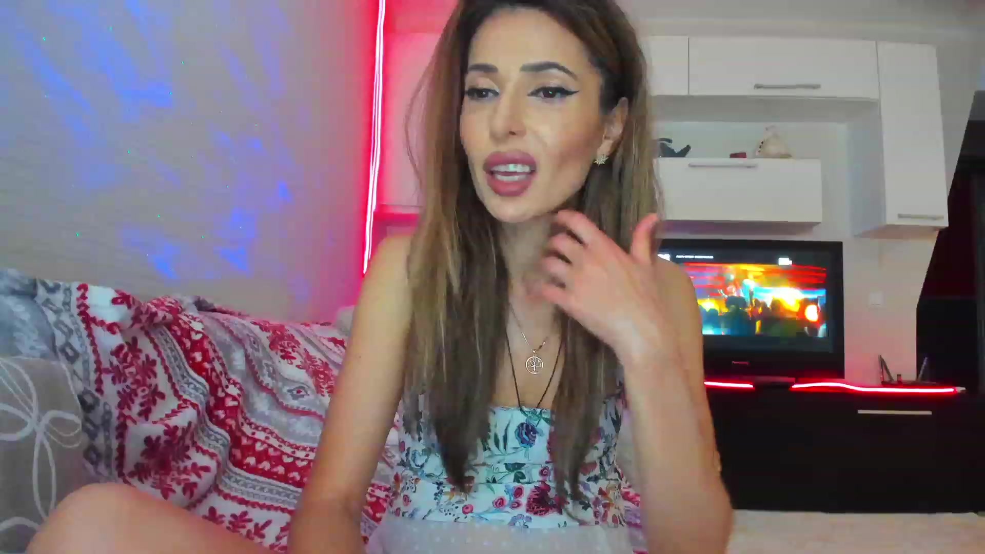 Gallery image thumbnail from iRateDick's myfreecams stream on, 05/16/2023, 23:47 image 7 of 20