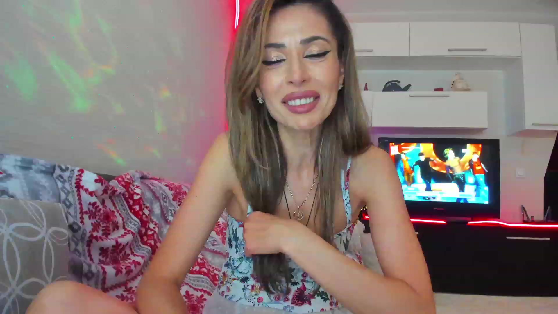 Gallery image thumbnail from iRateDick's myfreecams stream on, 05/16/2023, 23:47 image 16 of 20