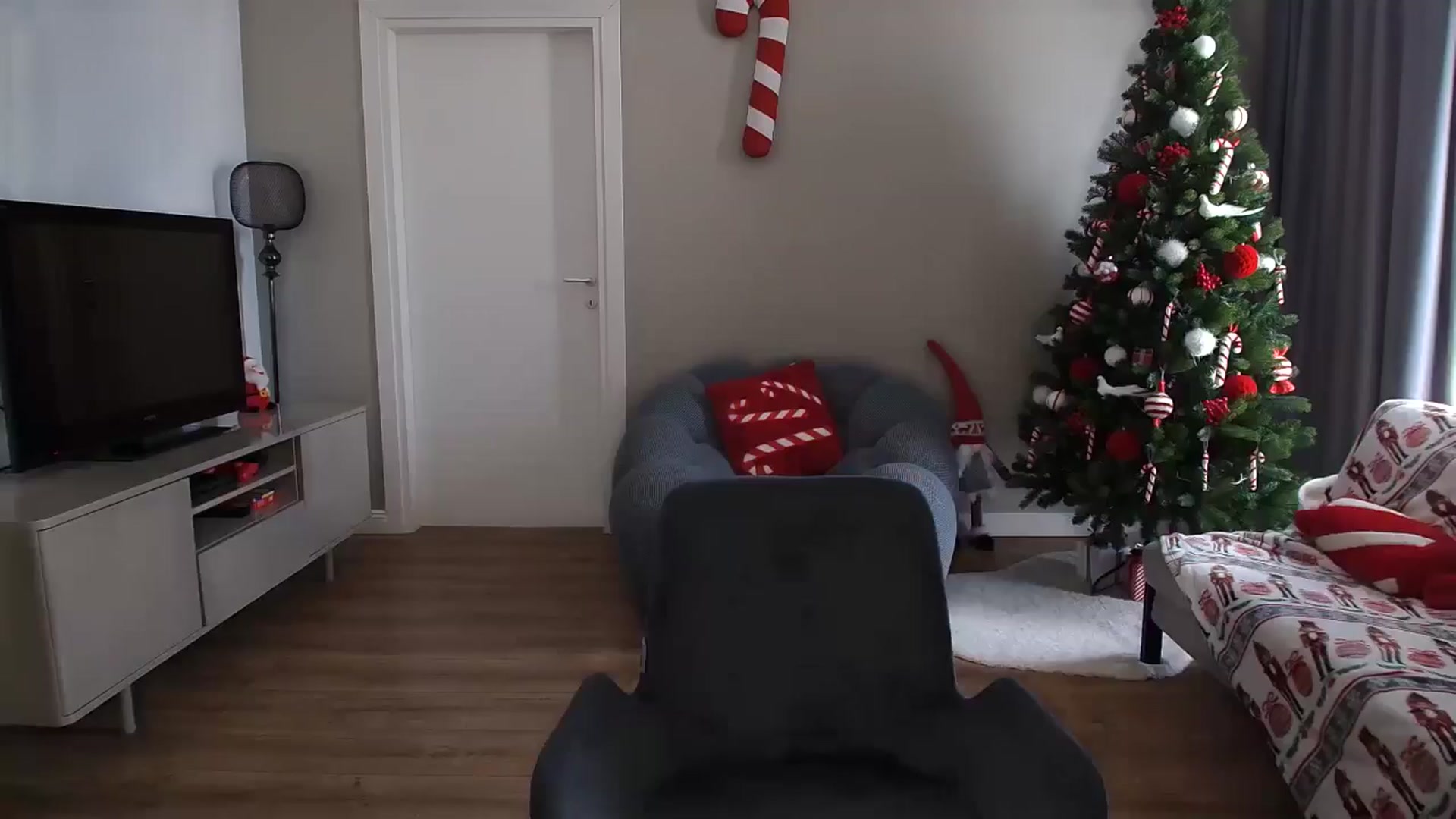 Gallery image thumbnail from iTease's myfreecams stream on, 12/17/2024, 11:40 image 15 of 20