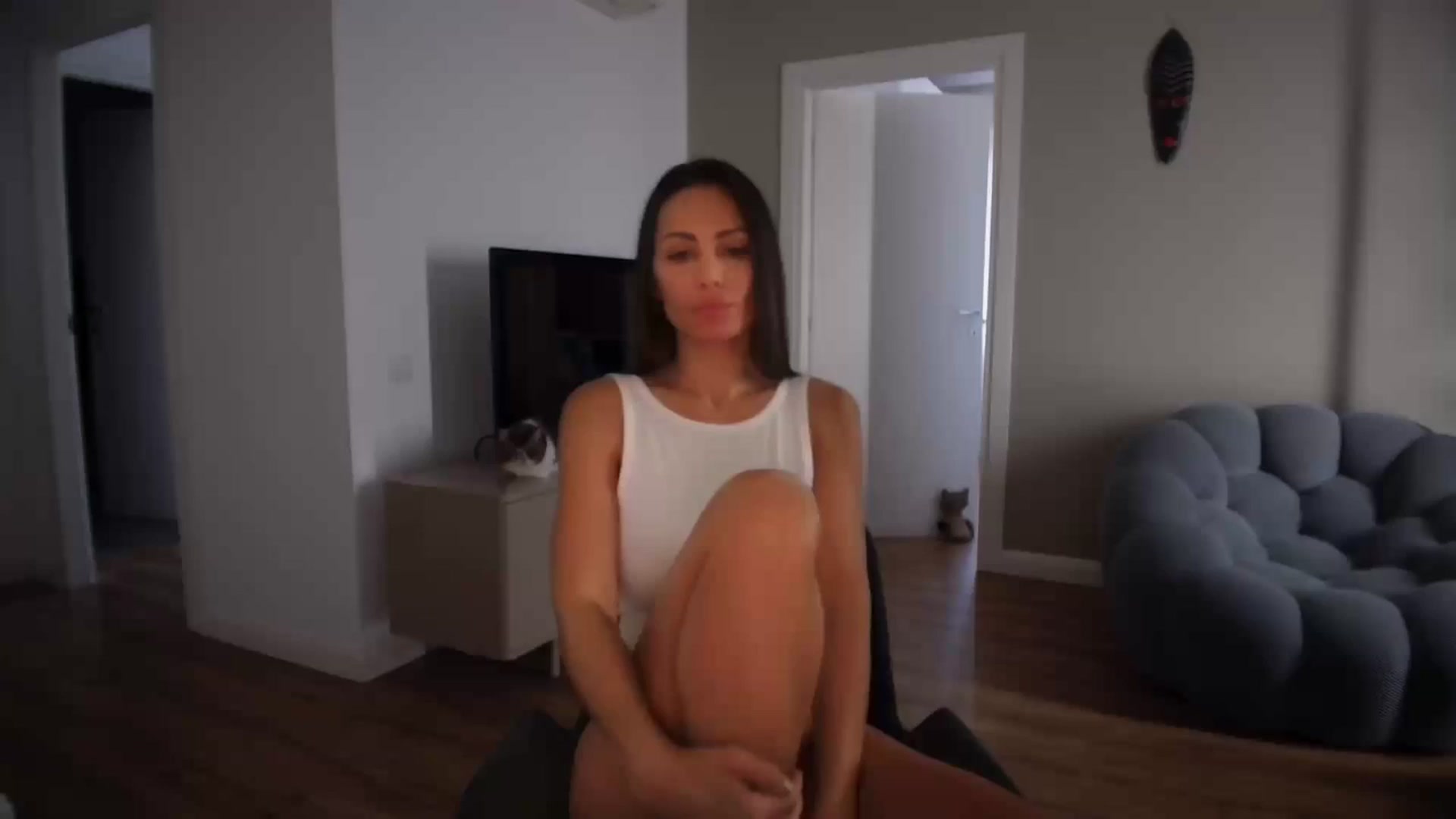 Gallery image thumbnail from iTease's myfreecams stream on, 01/15/2025, 08:03 image 20 of 20