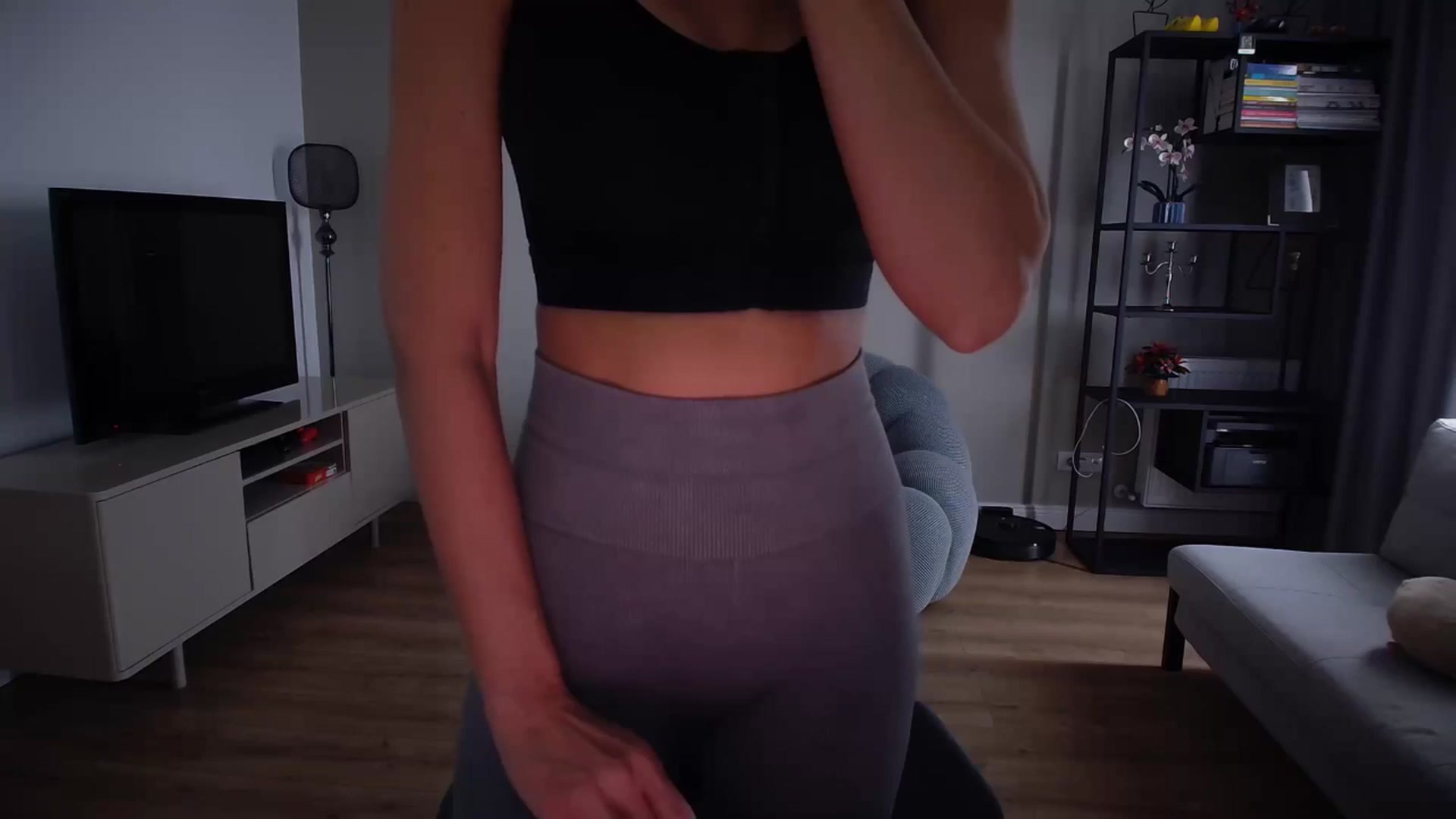 Gallery image thumbnail from iTease's myfreecams stream on, 03/03/2025, 12:42 image 15 of 20