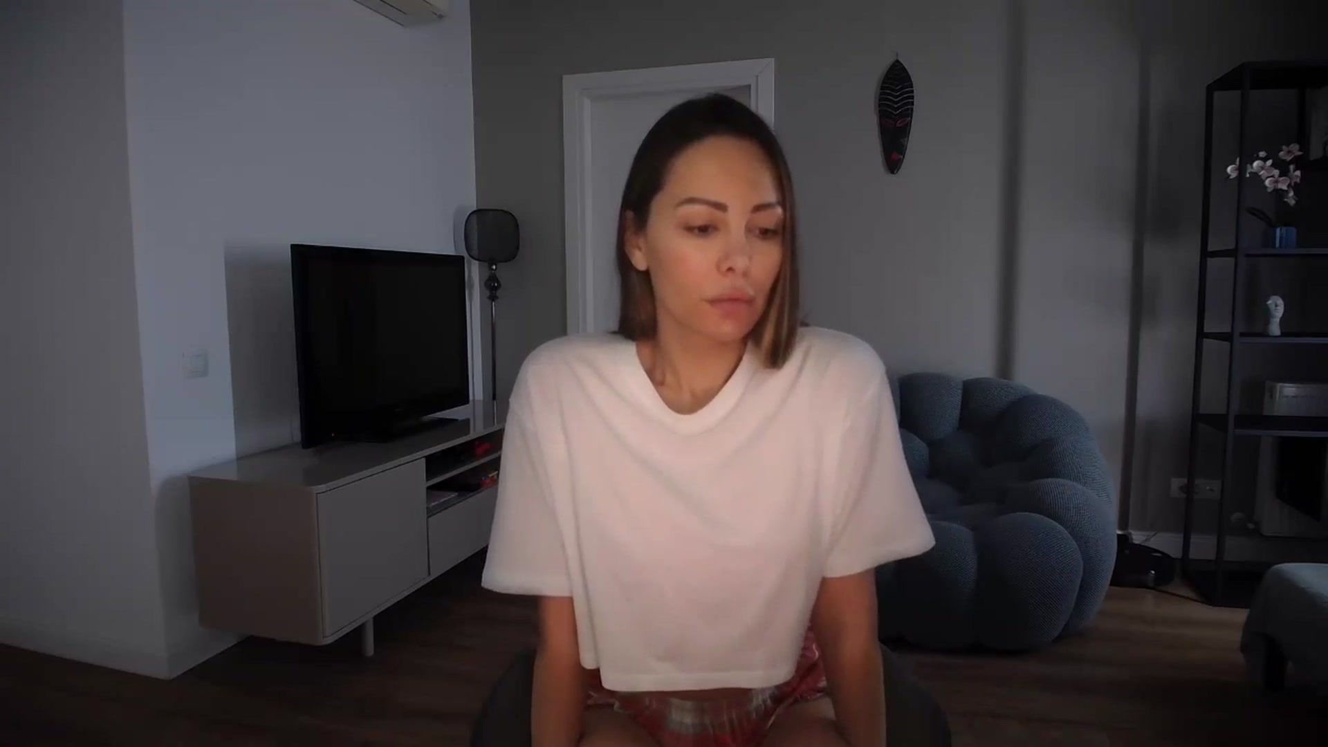 Gallery image thumbnail from iTease's myfreecams stream on, 04/28/2025, 10:58 image 4 of 20