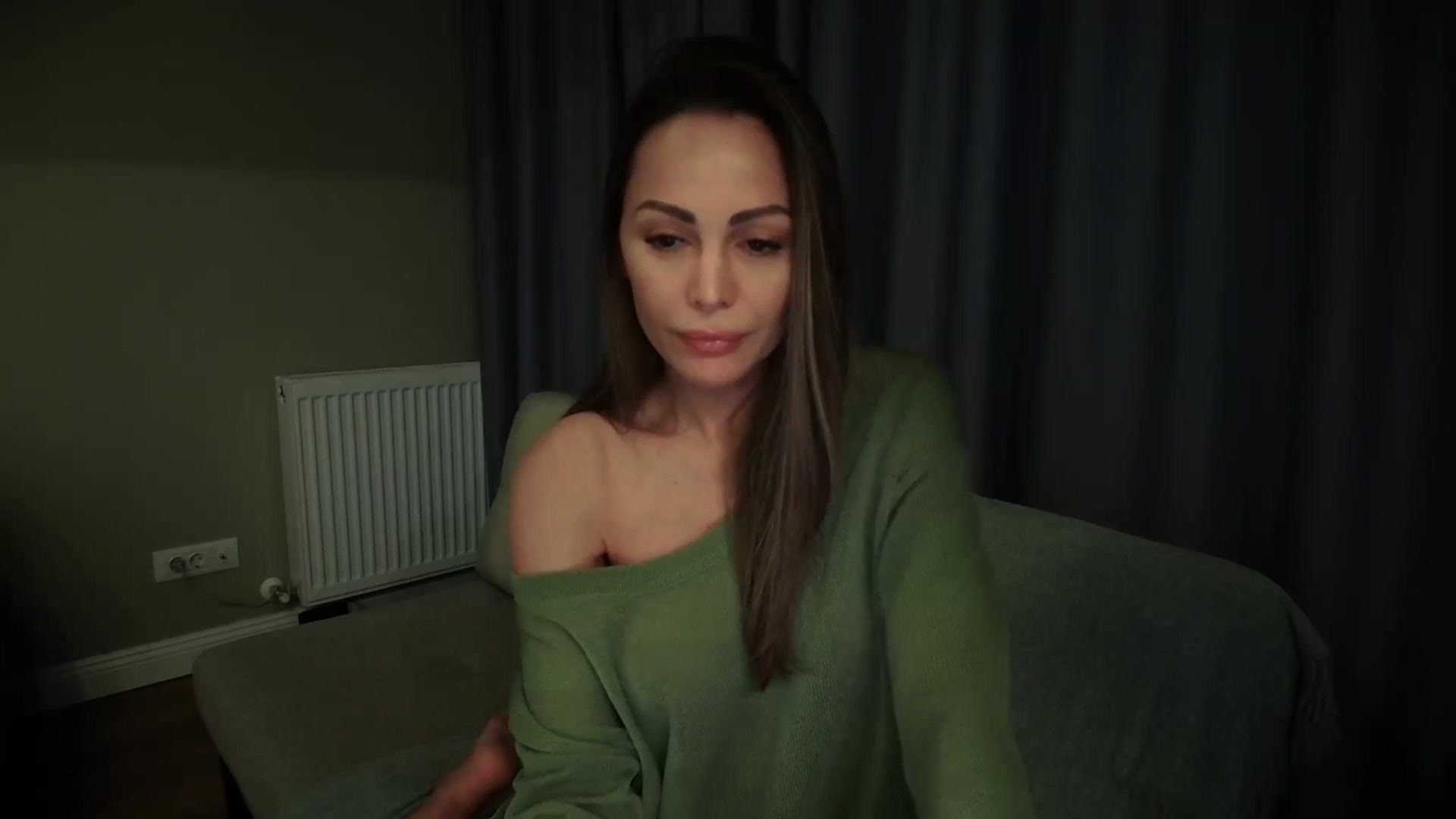 Gallery image thumbnail from iTease's myfreecams stream on, 10/19/2025, 19:35 image 4 of 20