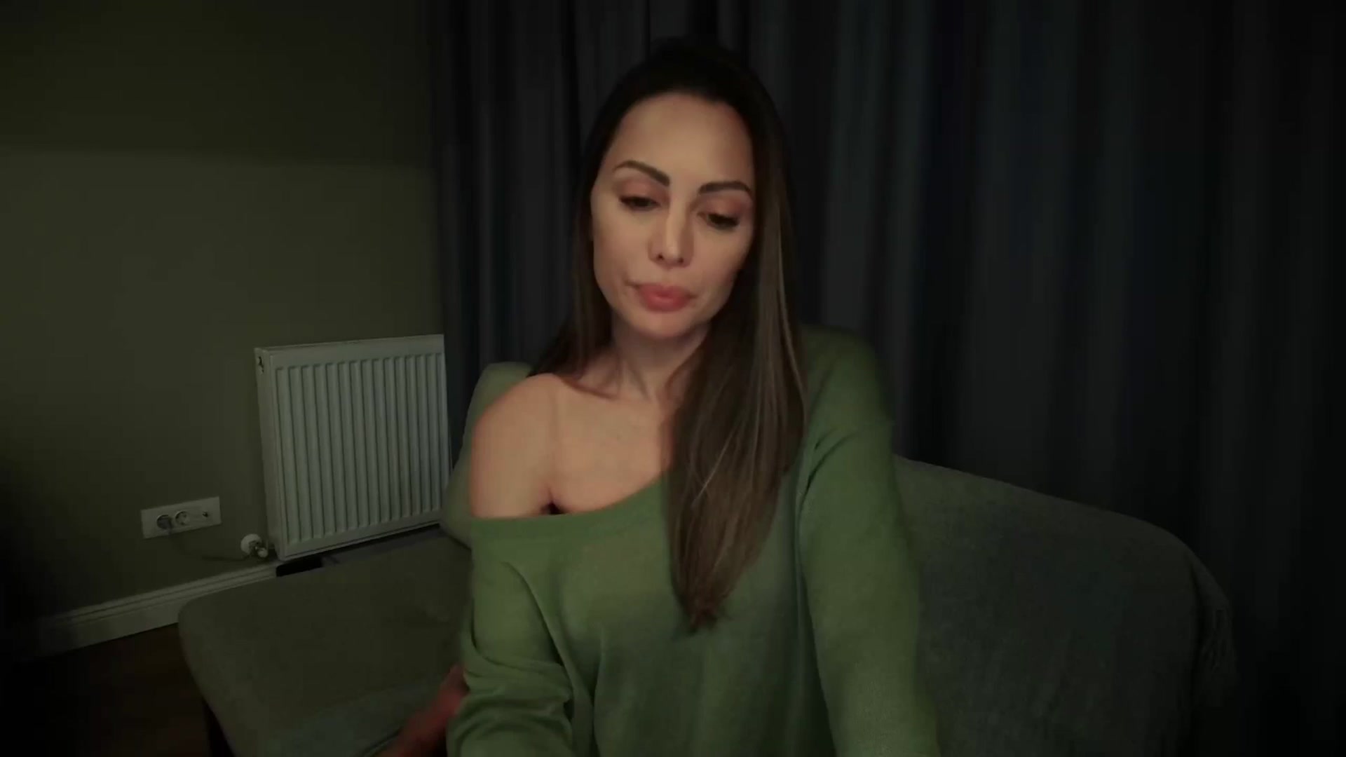 Gallery image thumbnail from iTease's myfreecams stream on, 10/19/2025, 19:35 image 3 of 20
