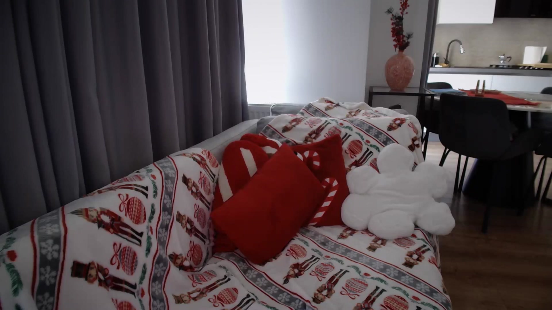 Gallery image thumbnail from iTease's myfreecams stream on, 11/25/2025, 12:00 image 18 of 20