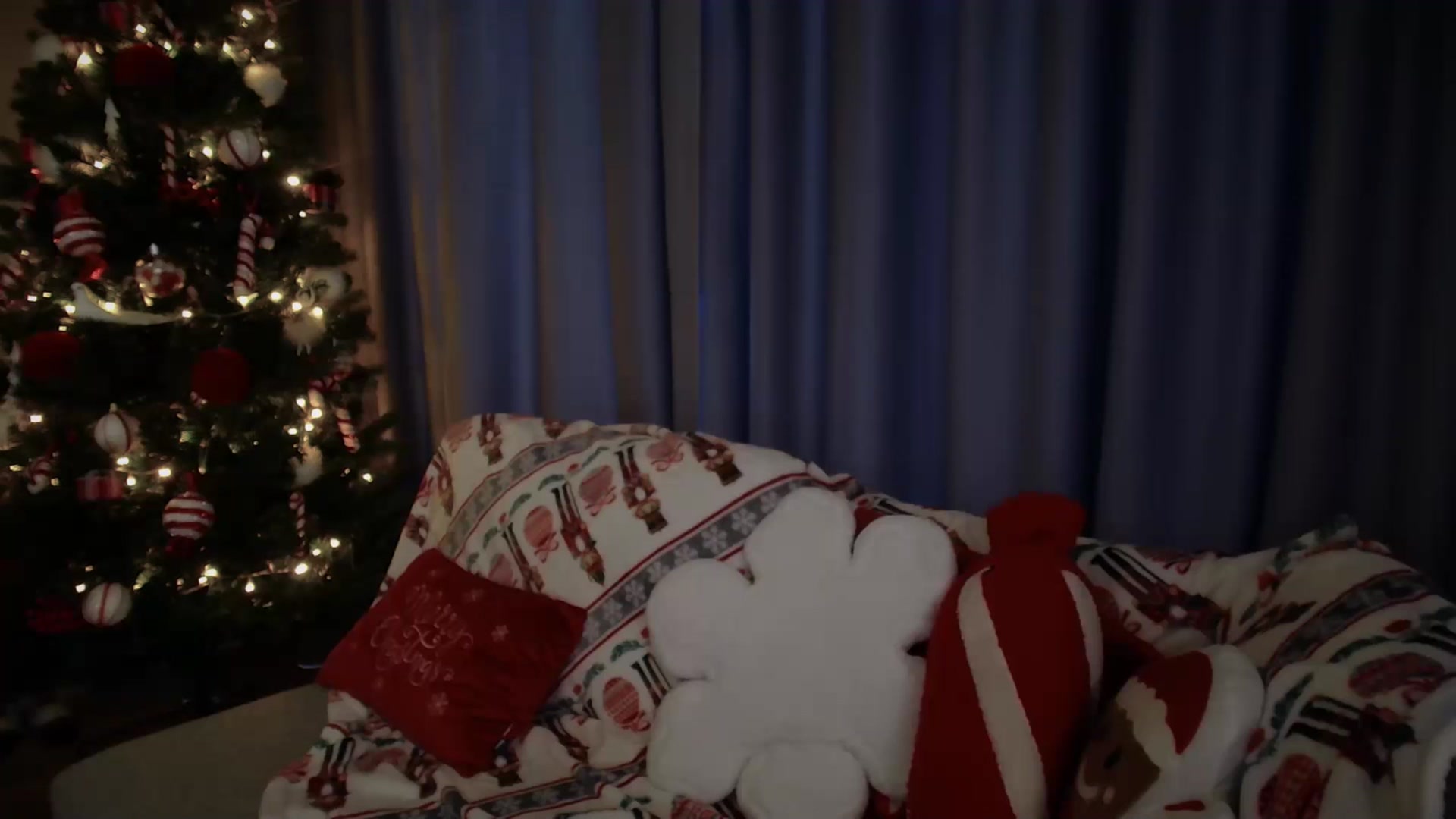 Gallery image thumbnail from iTease's myfreecams stream on, 12/19/2025, 08:54 image 5 of 20