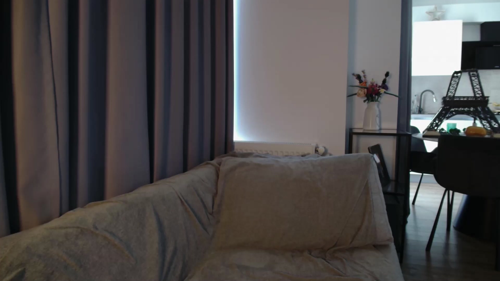 Gallery image thumbnail from iTease's myfreecams stream on, 01/28/2026, 10:25 image 12 of 20