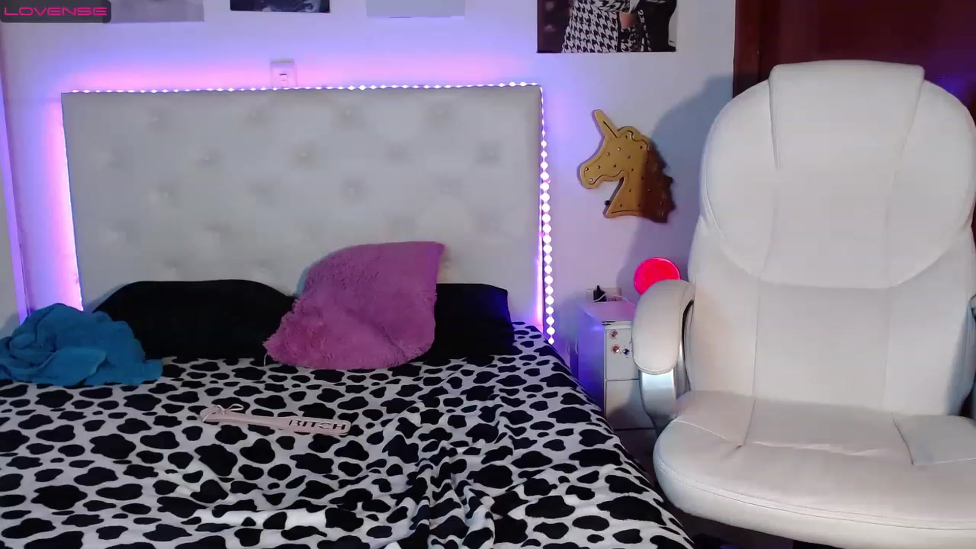 Gallery image thumbnail from iamsel's myfreecams stream on, 03/23/2023, 21:54 image 15 of 20