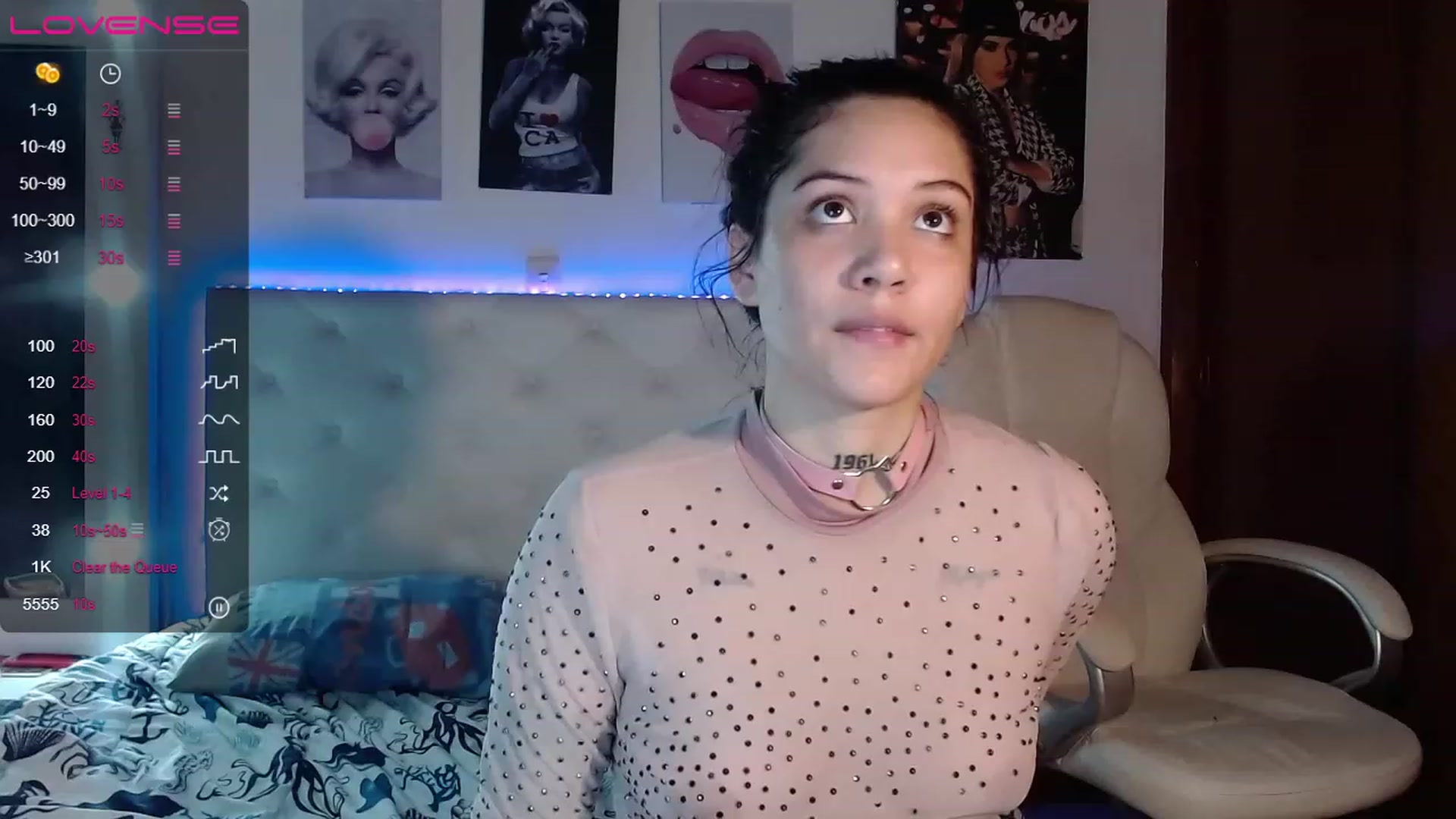 Gallery image thumbnail from iamsel's myfreecams stream on, 04/23/2023, 24:03 image 11 of 20