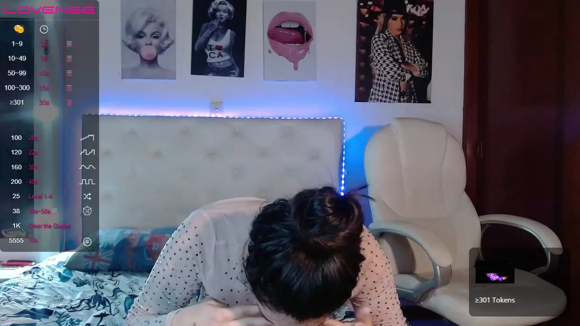 Gallery image thumbnail from iamsel's myfreecams stream on, 04/23/2023, 24:03 image 3 of 20