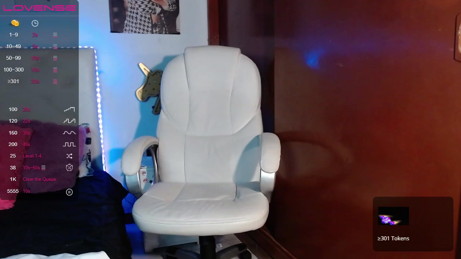 Gallery image thumbnail from iamsel's myfreecams stream on, 04/28/2023, 24:03 image 8 of 20