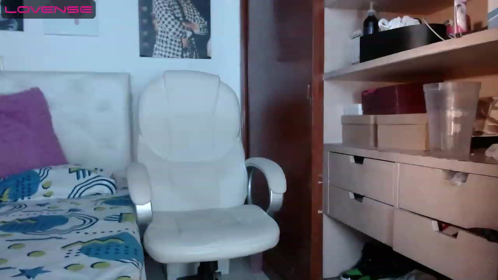 Gallery image thumbnail from iamsel's myfreecams stream on, 06/06/2023, 23:21 image 10 of 20