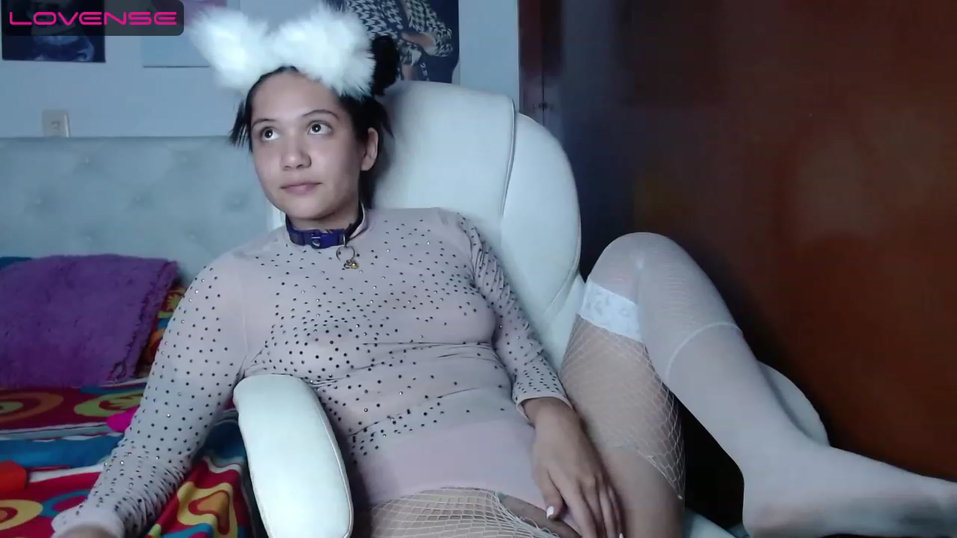 Gallery image thumbnail from iamsel's myfreecams stream on, 06/15/2023, 24:00 image 15 of 20
