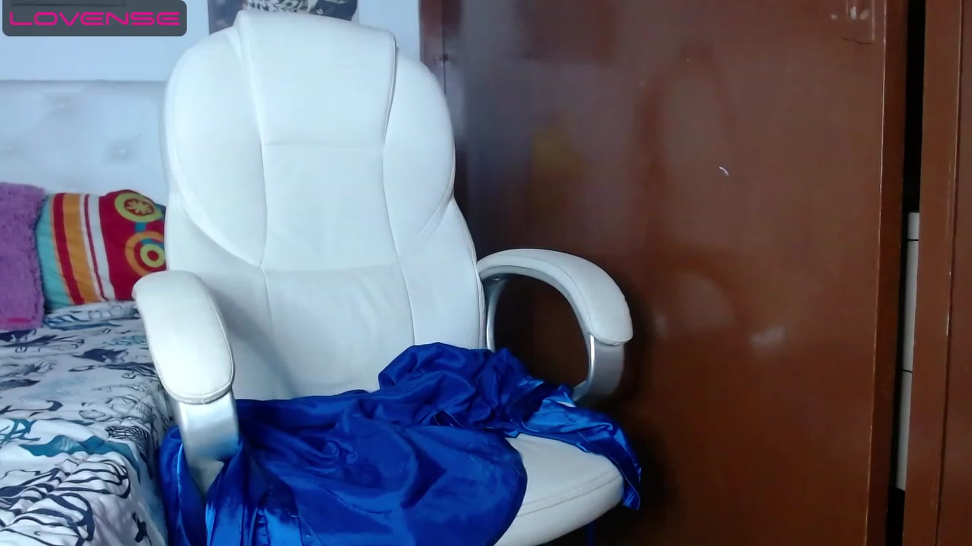 Gallery image thumbnail from iamsel's myfreecams stream on, 06/20/2023, 23:10 image 20 of 20