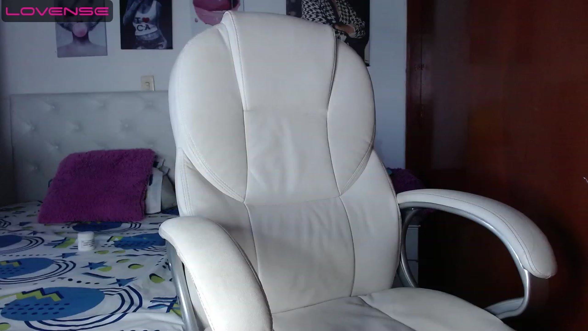 Gallery image thumbnail from iamsel's myfreecams stream on, 07/16/2023, 24:22 image 8 of 20