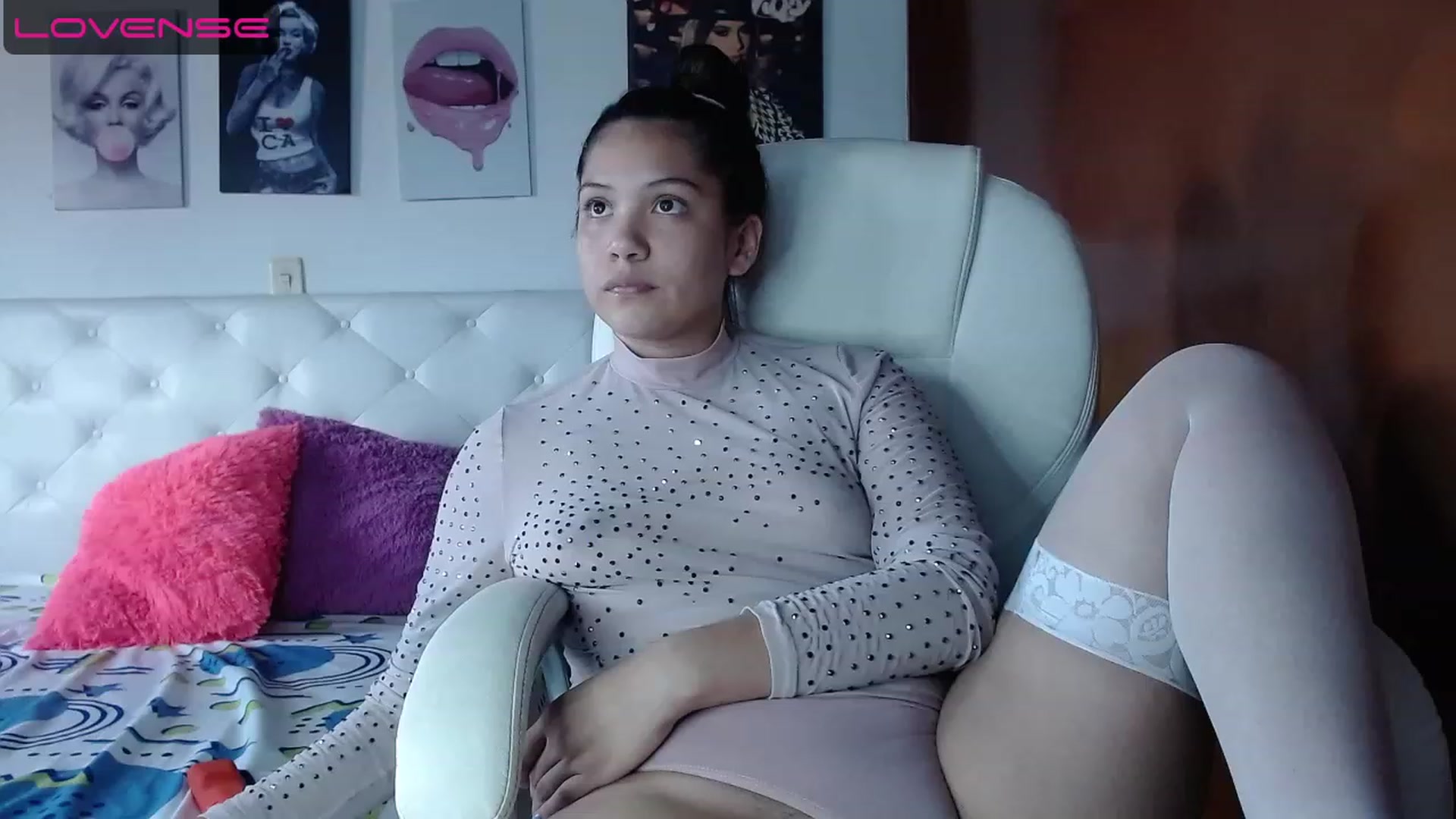 Gallery image thumbnail from iamsel's myfreecams stream on, 07/17/2023, 22:29 image 10 of 20